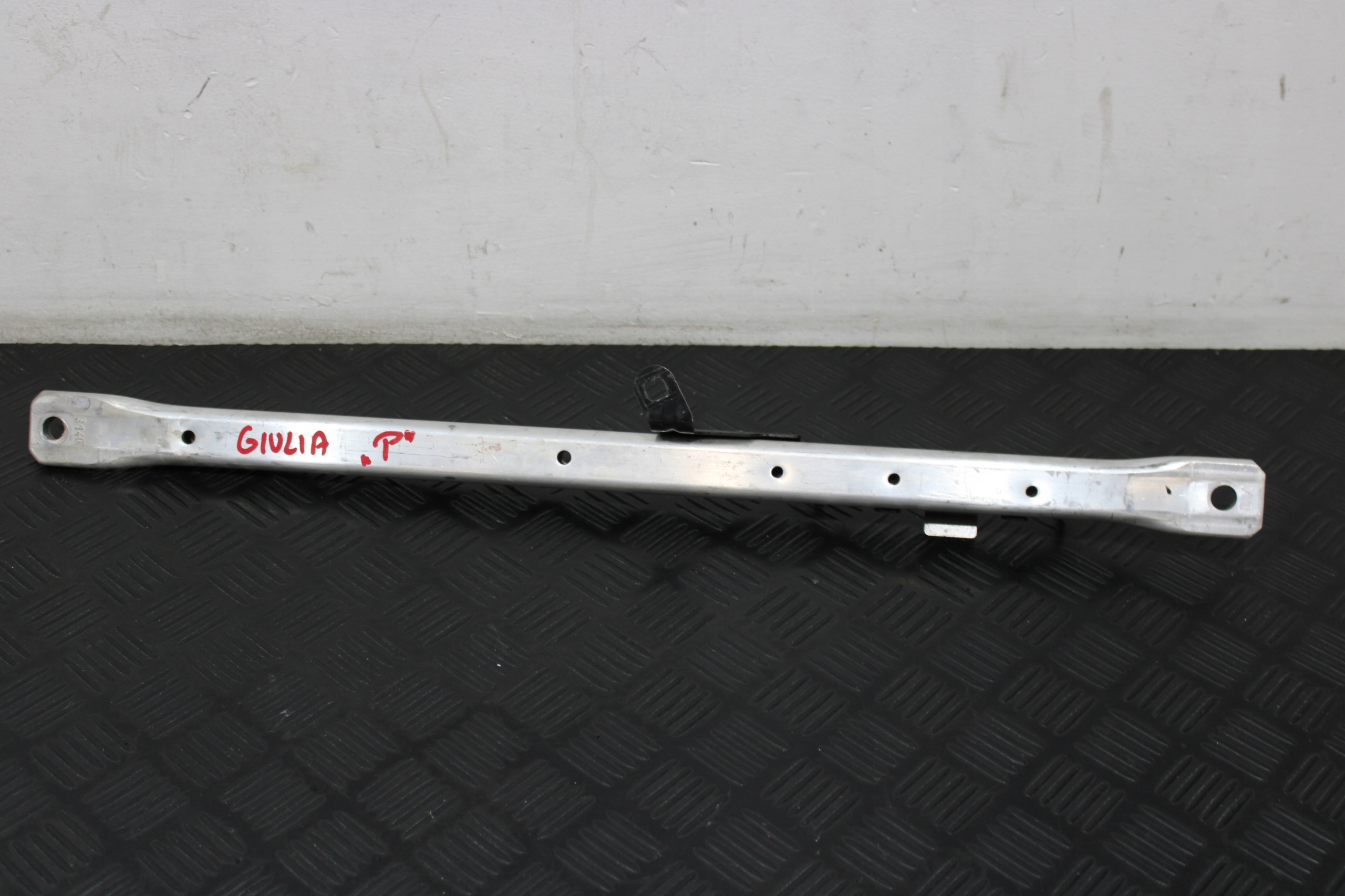 sider brace right ALFA ROMEO GIULIA