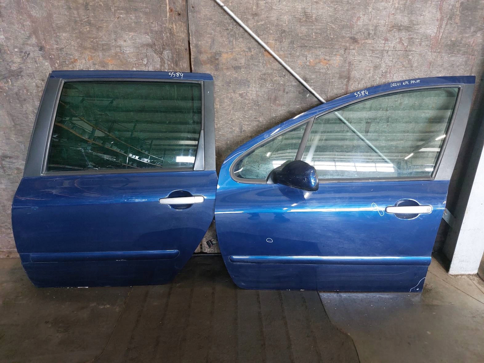 DRZWI KOMPLETNE LEWY PRZÓD + LEWY TYŁ PEUGEOT 307 I SW KOMBI EGED