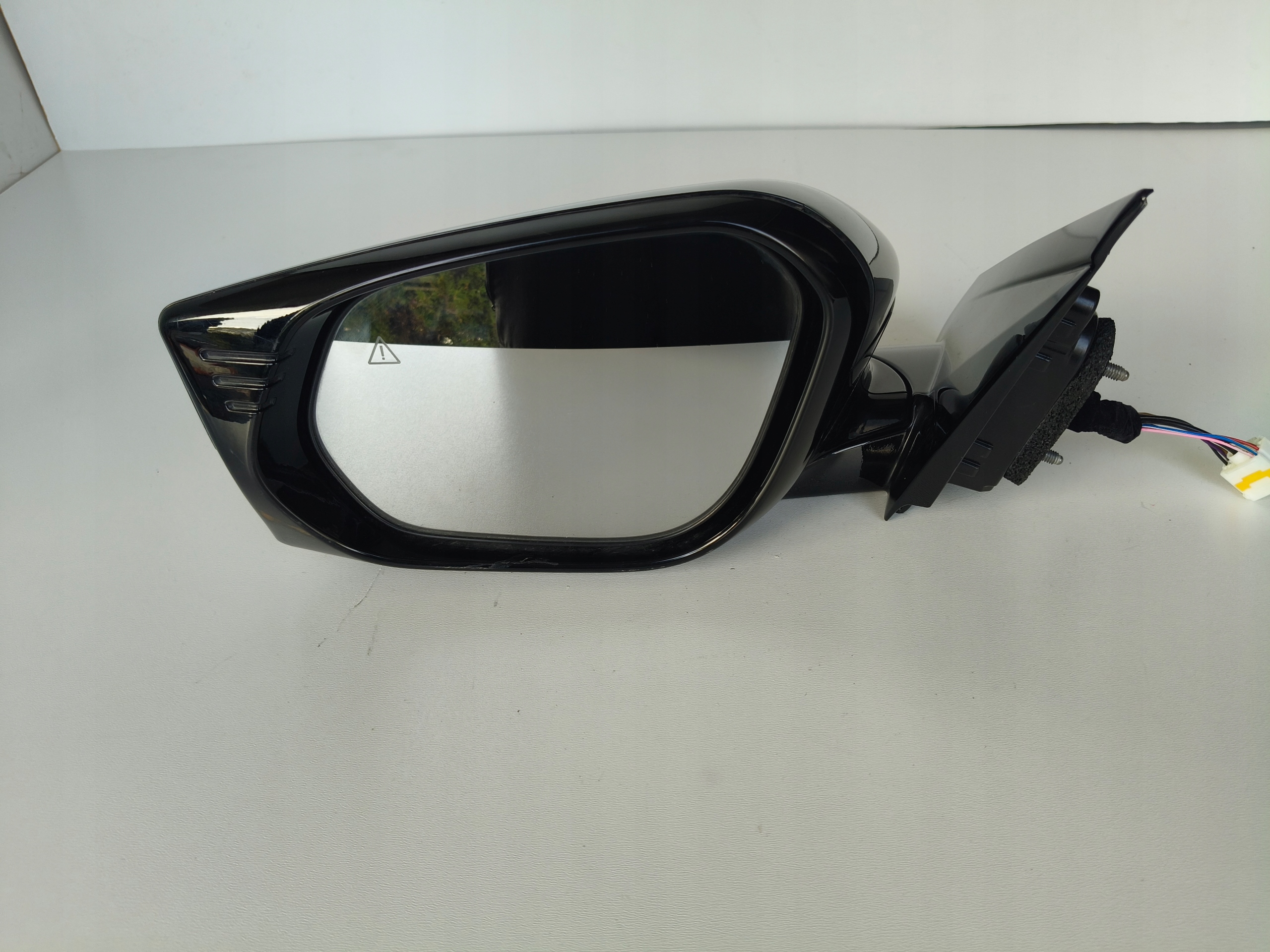 mirror left KIA EV6 21- 8 PIN KAMERA