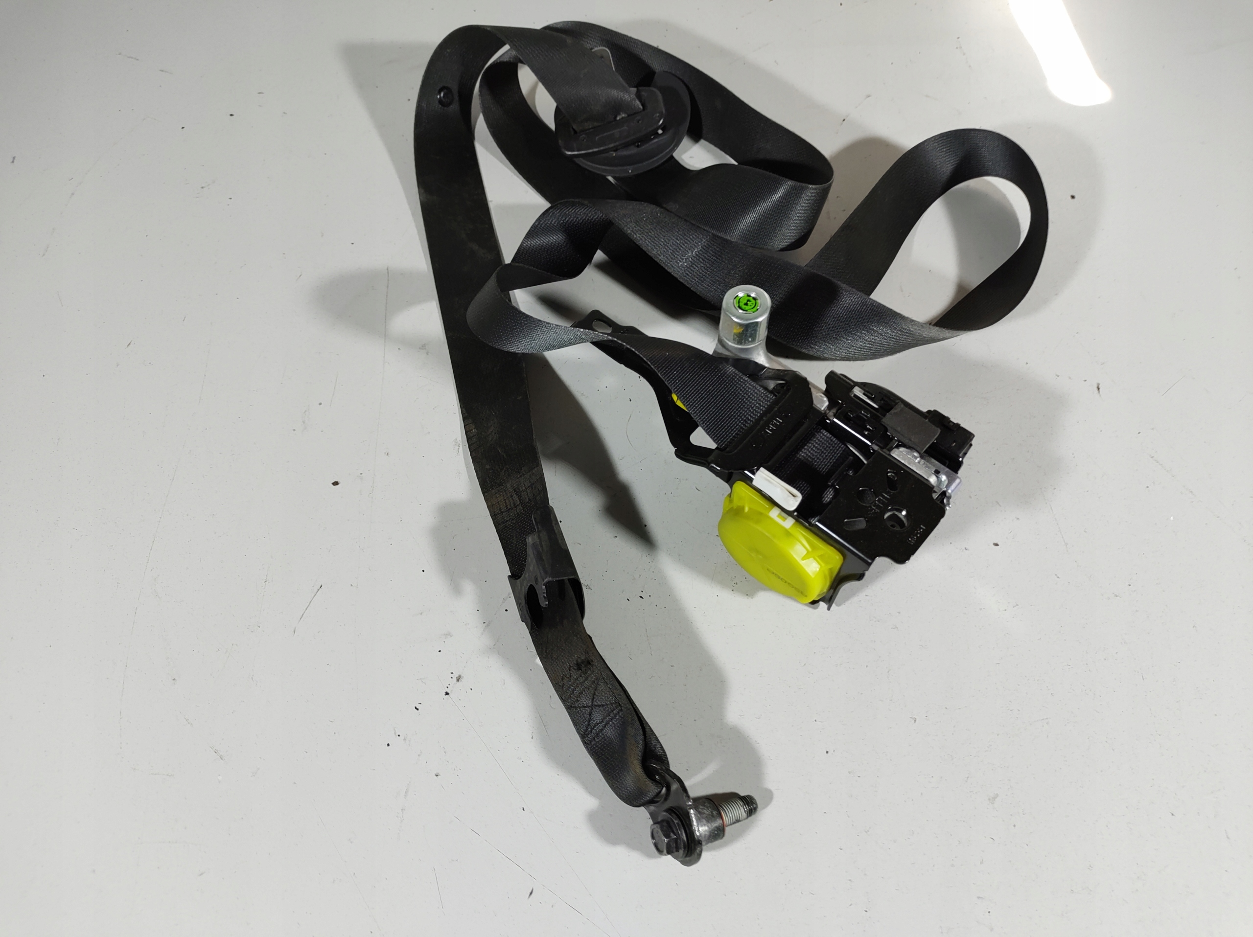 HYUNDAI IONIQ 17R-РЕМІНЬ БЕЗПЕКИ ПЕРЕДНІЙ ПРАВИЙ