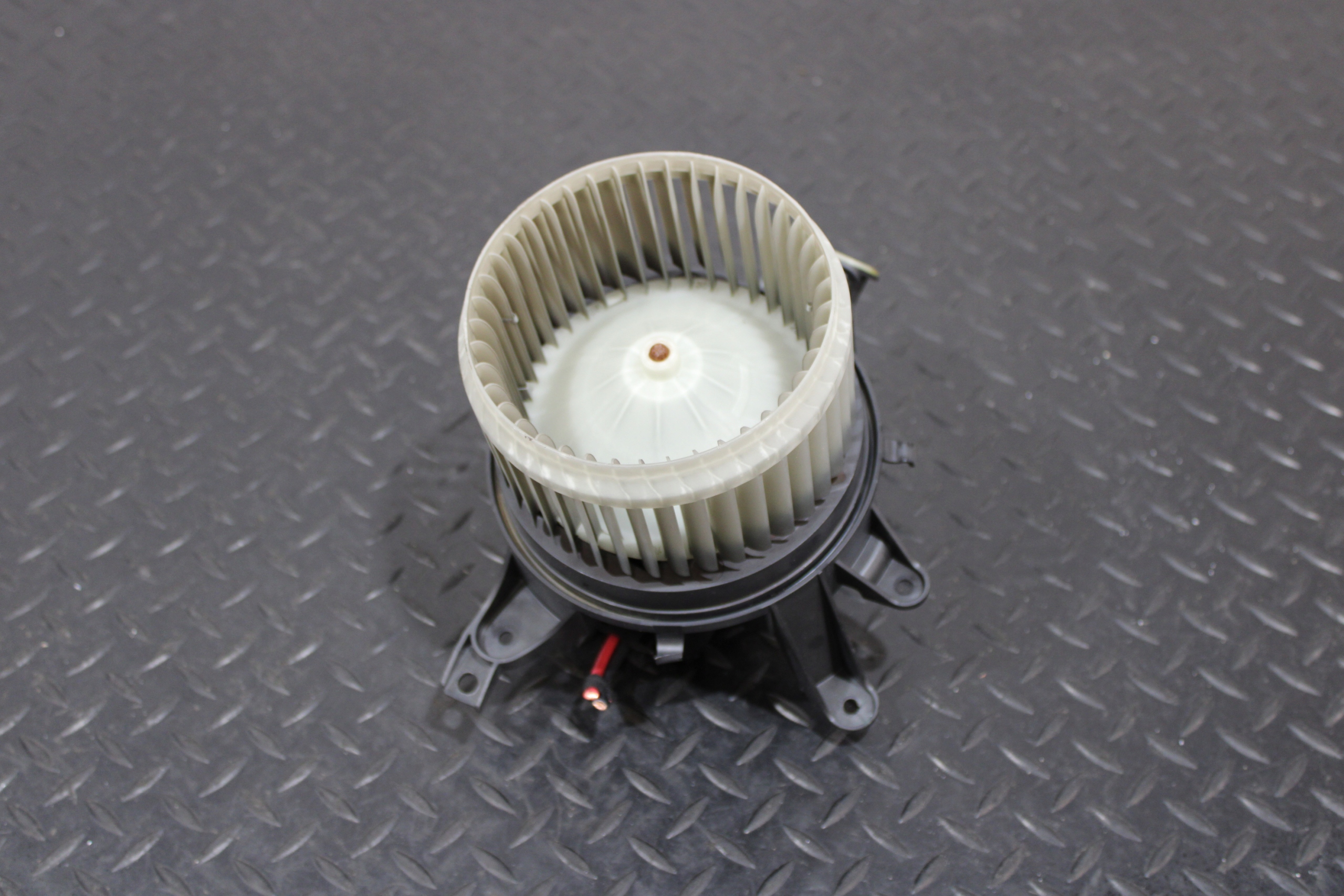 tOPENÍ ventilátor topení JEEP COMPASS II 2