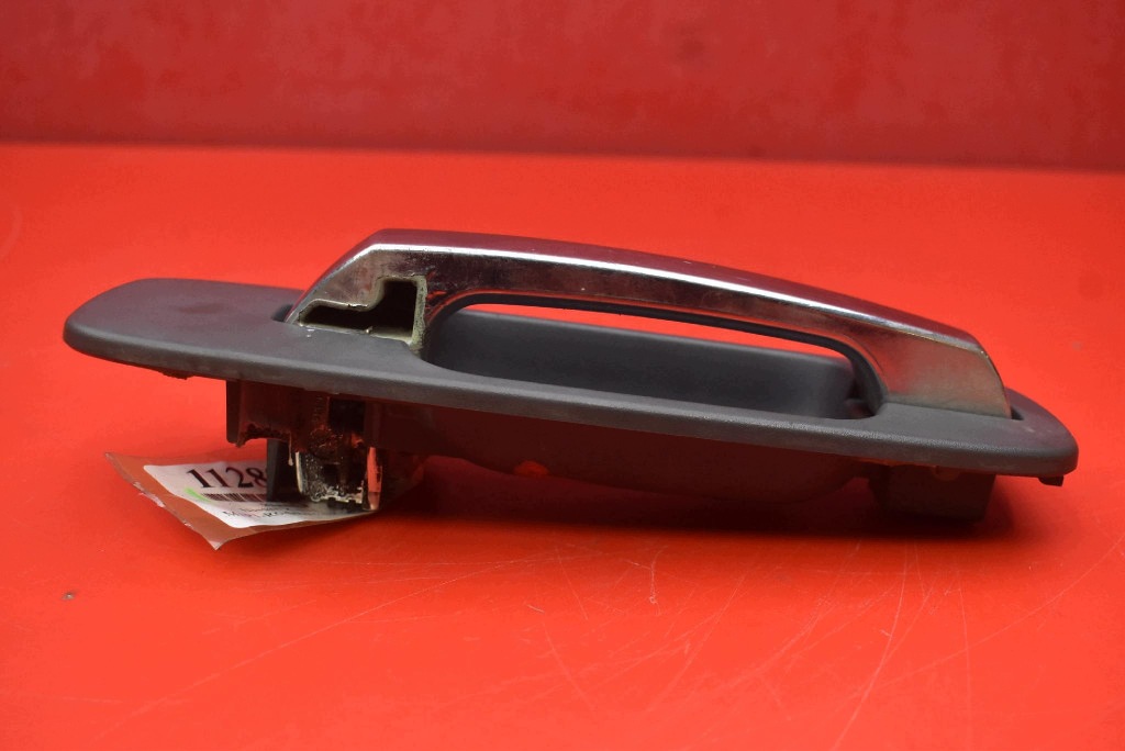 handle right front front CHROM NISSAN X-TRAIL 1 and T30 01-04