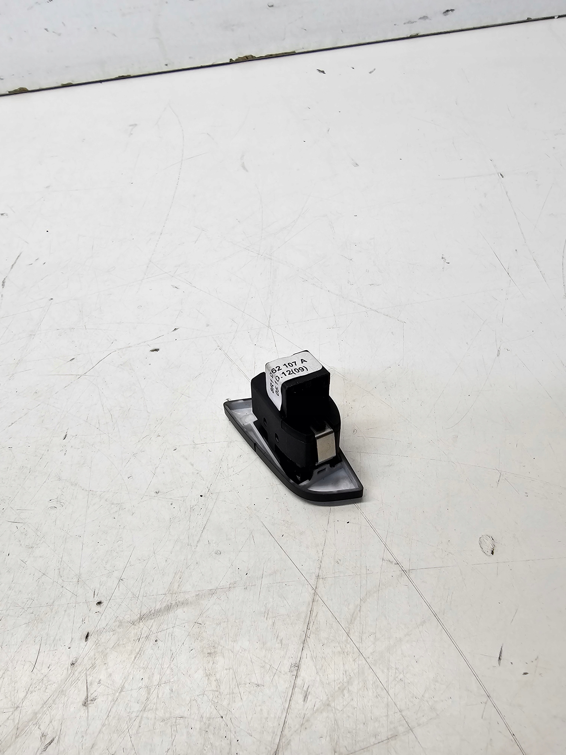 switch BLOKADY door AUDI Q5 8R 8R1962107A
