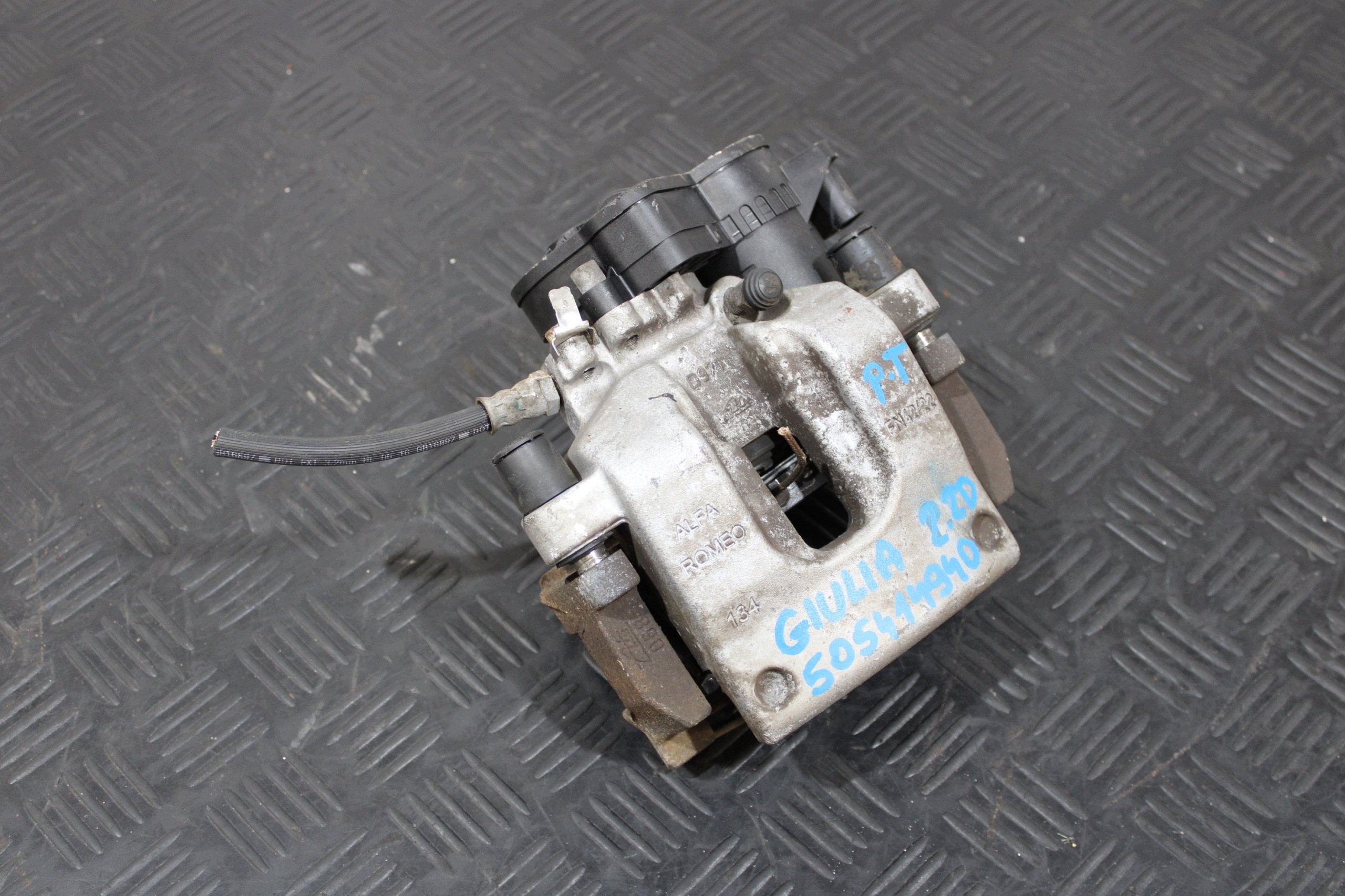 caliper brake right rear part 505414940 ALFA ROMEO GIULIA