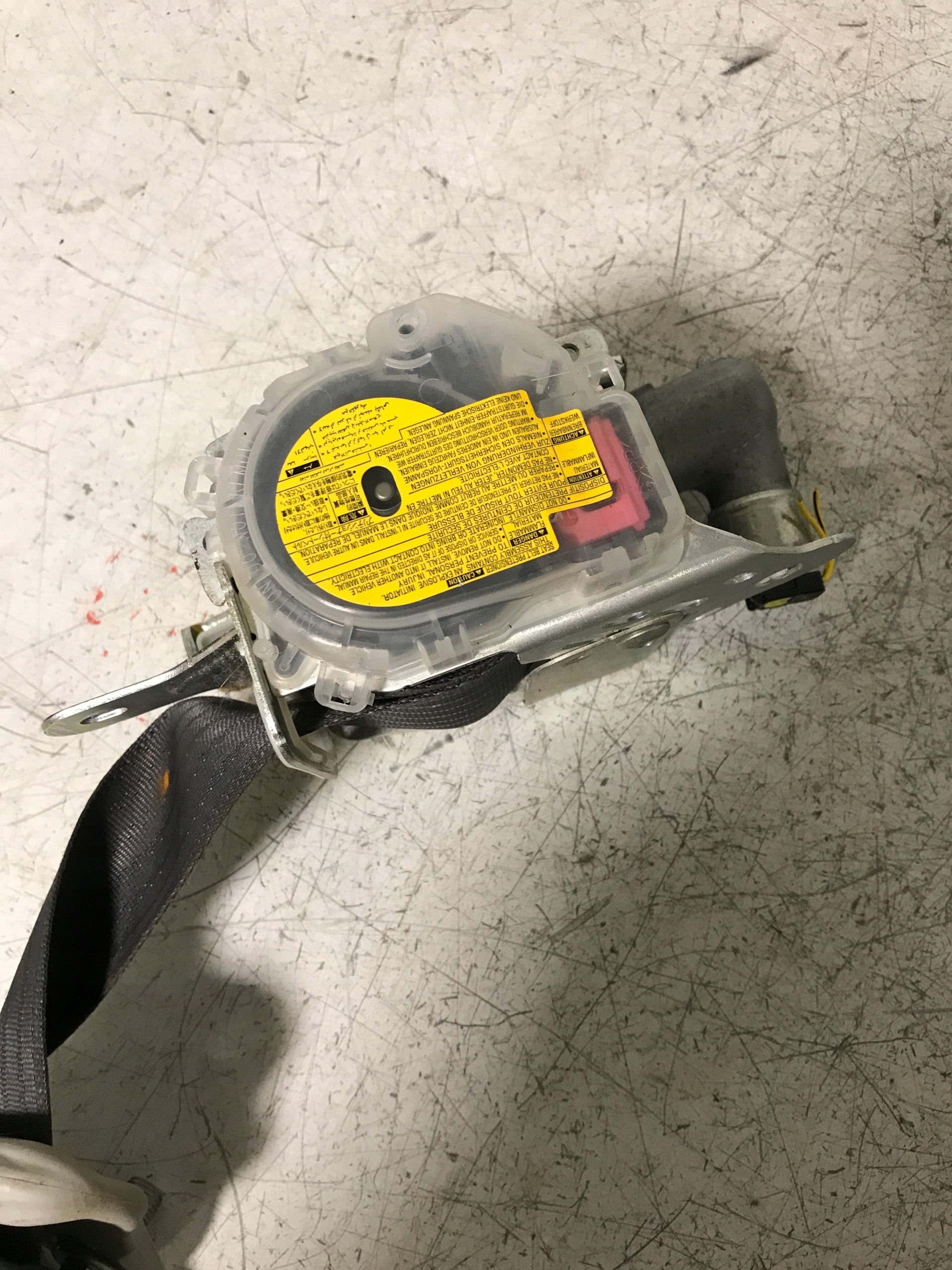 Gurten Spanner links vorne DAIHATSU SIRION II
