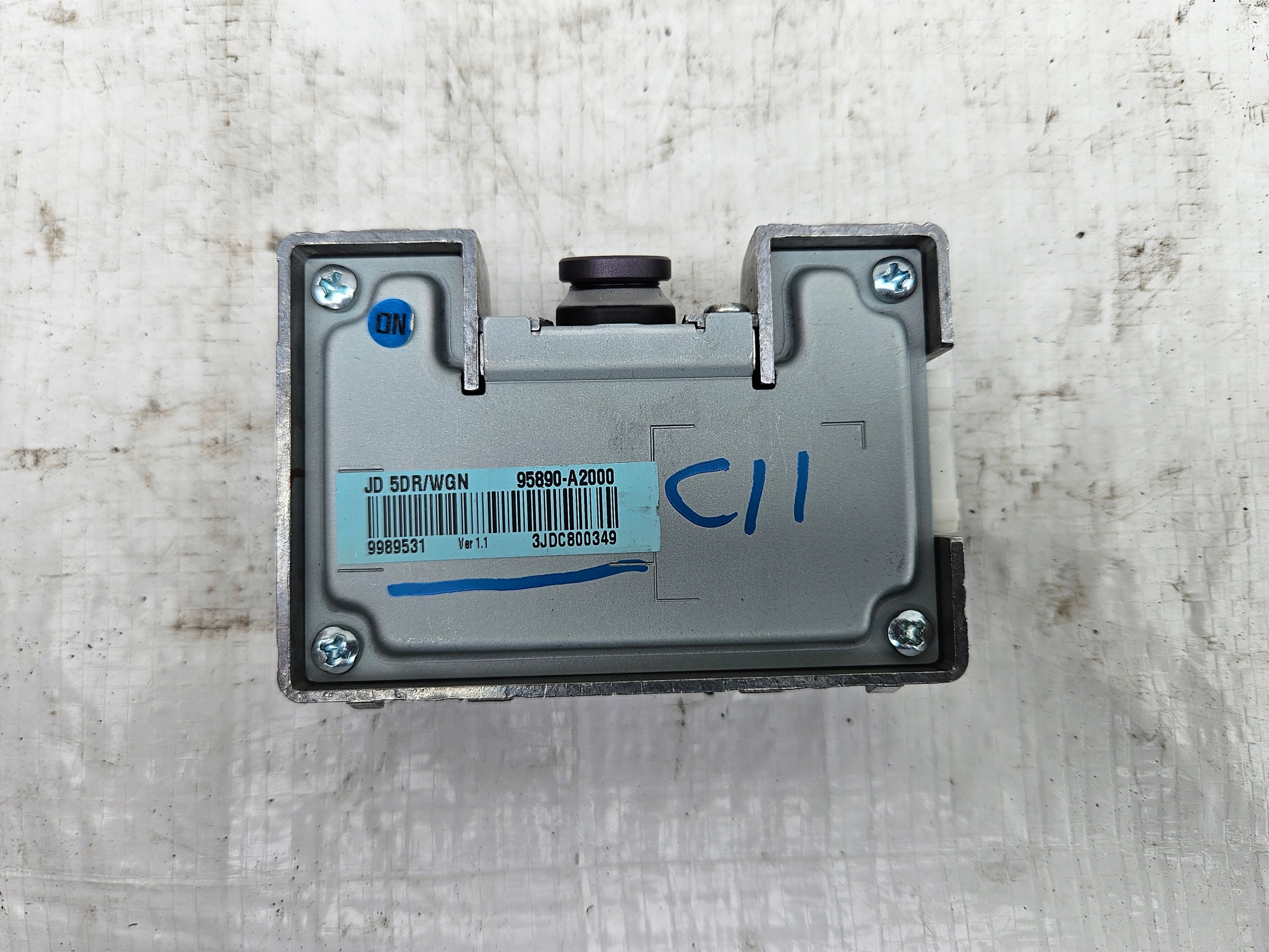 ассистент полосы движения kia CEED II 12-18 95890-A2000