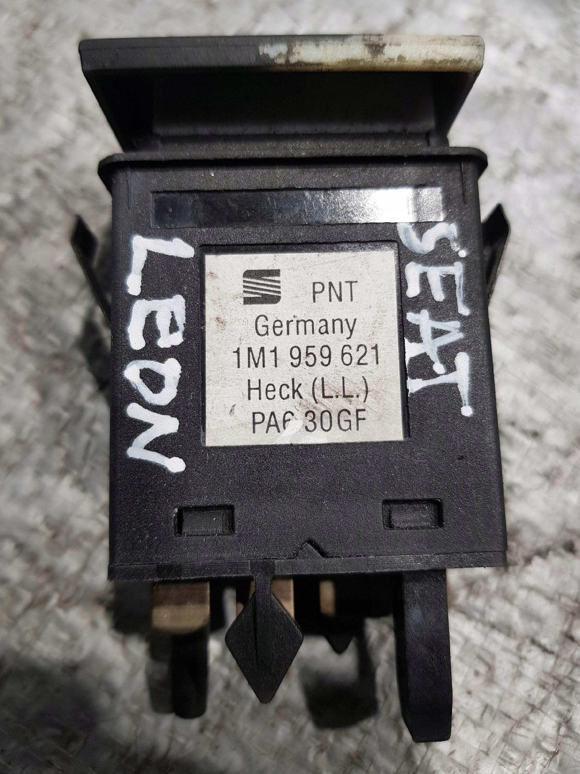 switch OGRZEWANIA windows SEAT LEON and 1M1959621