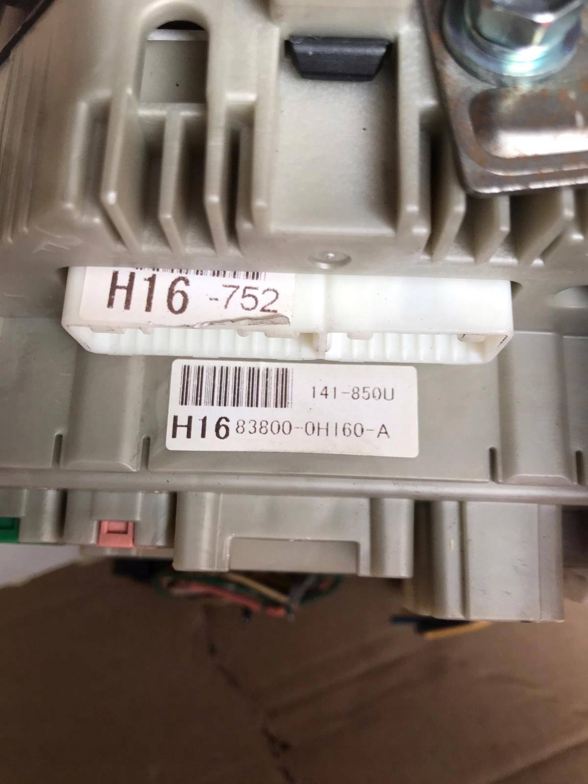 dials clock TOYOTA AYGO 83800-0H160