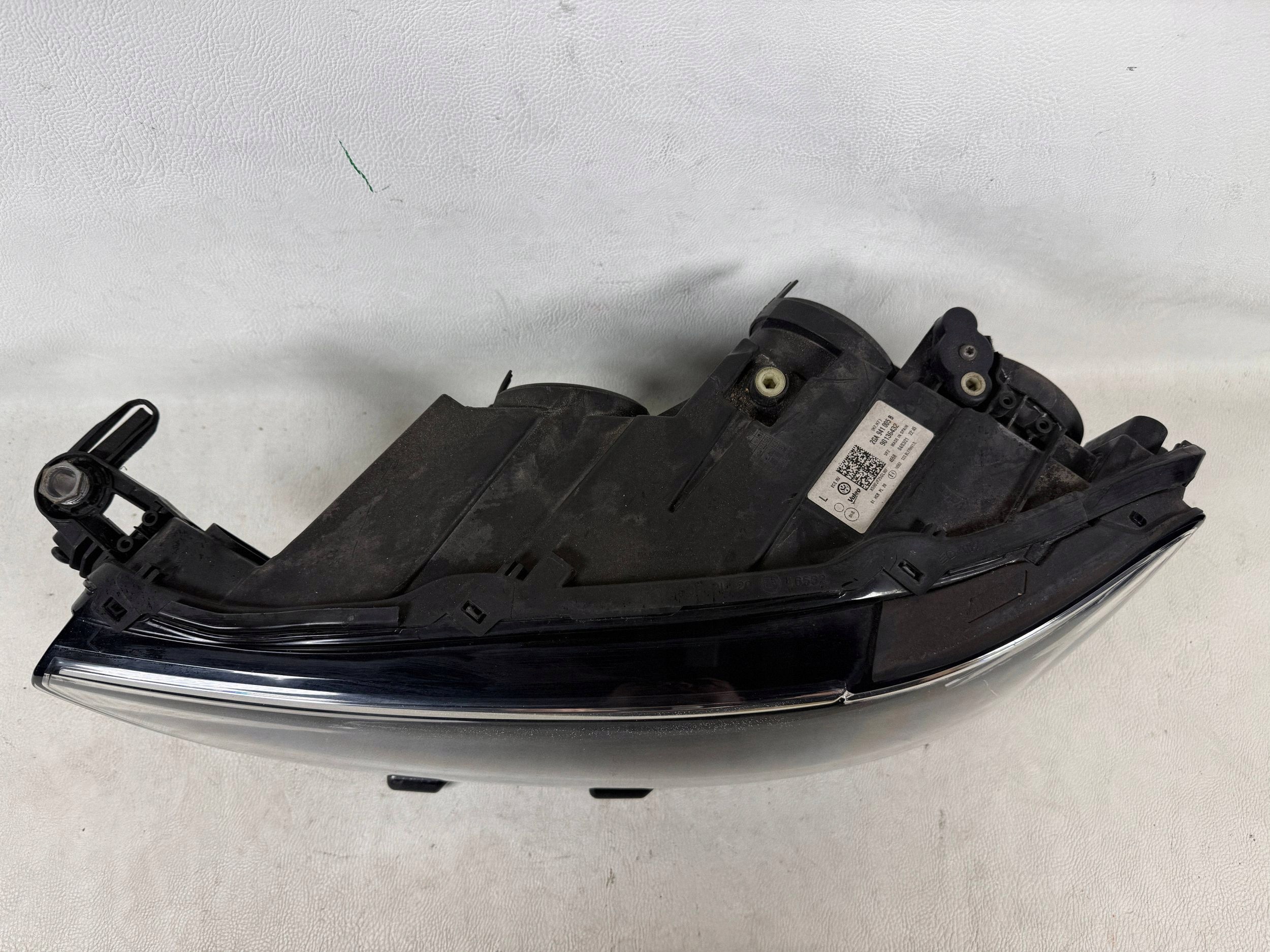 Vw T-roc 2GA 17- light left front front