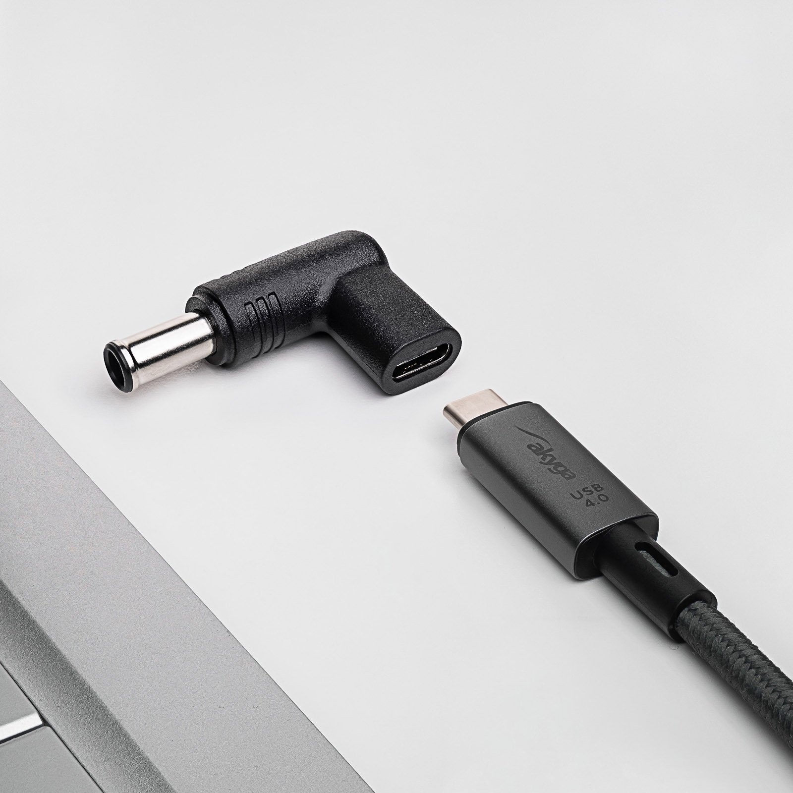 Przejściówka USB-C 6.5x4.4 mm do laptopa Sony 100W Stan opakowania oryginalne