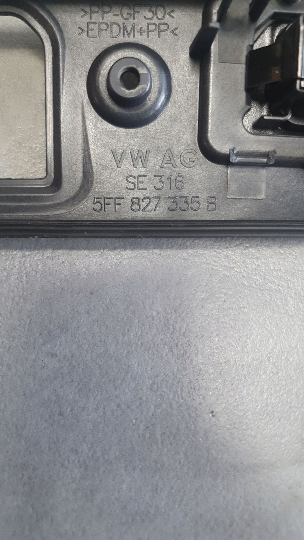 Cupra Formentor moulding lighting signs 5FF827335B