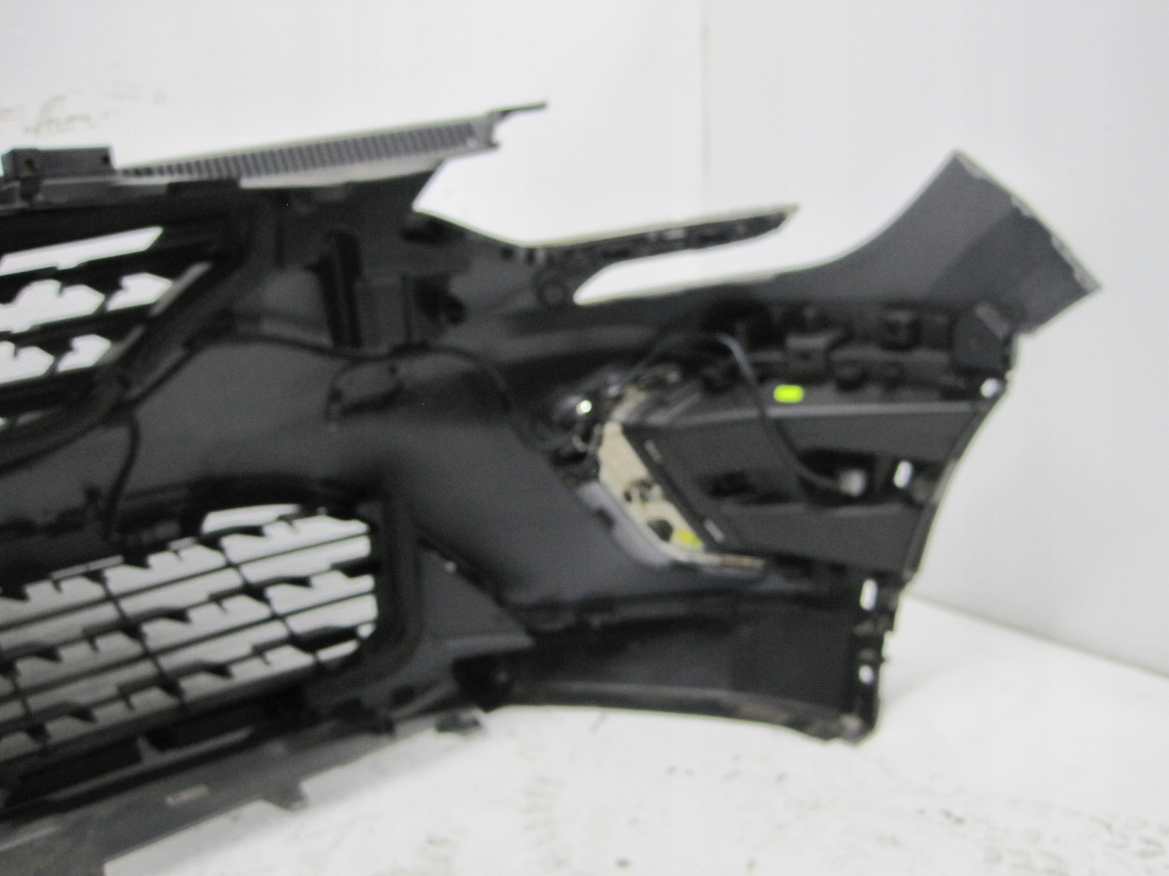 bumper RENAULT CAPTUR II 6 PDC KAMERA below RADAR front front
