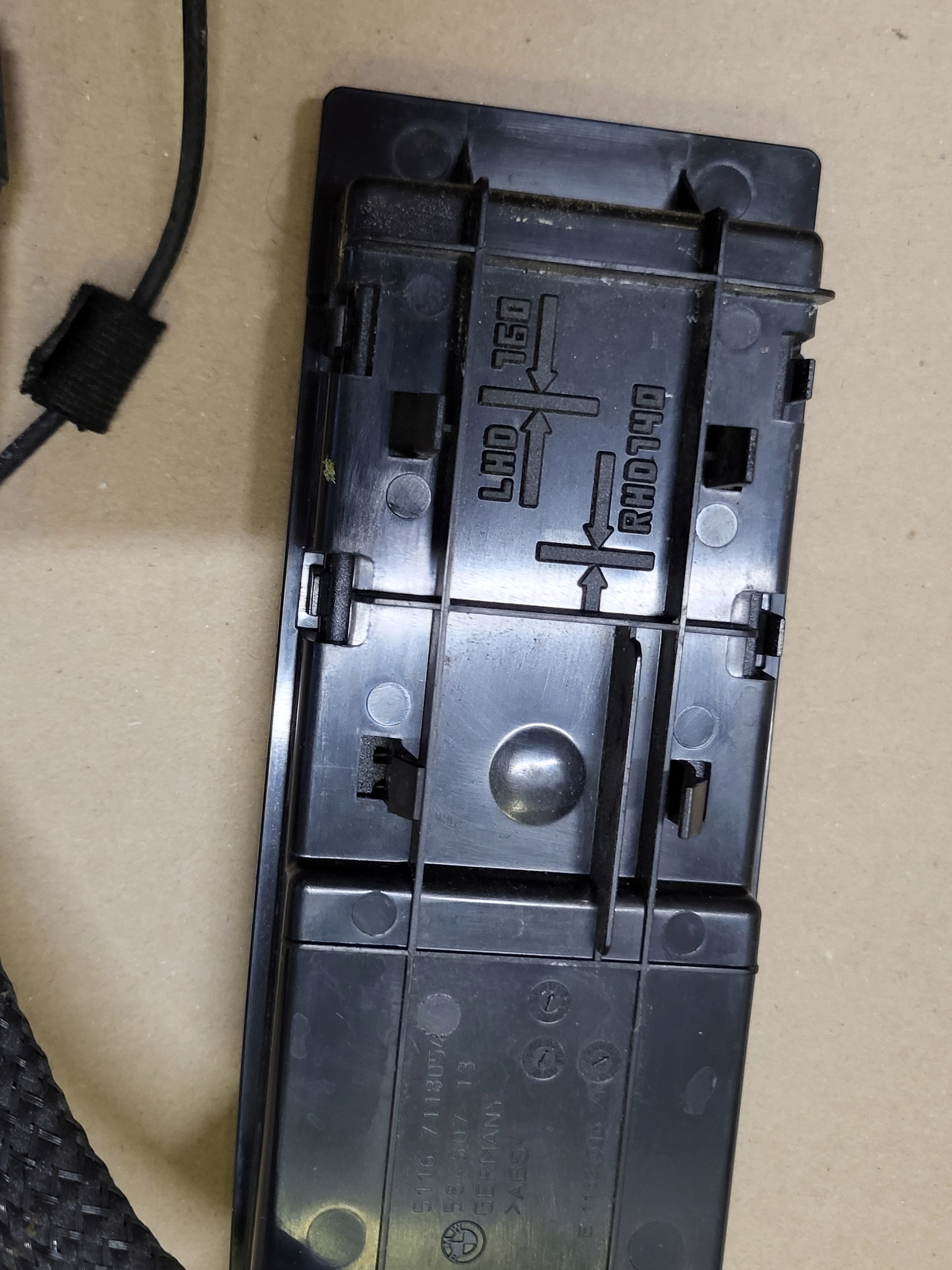 bracket holder TELEFONU TUNELU SRODKOWEGO module BMW 3 E91 E90 OE EU