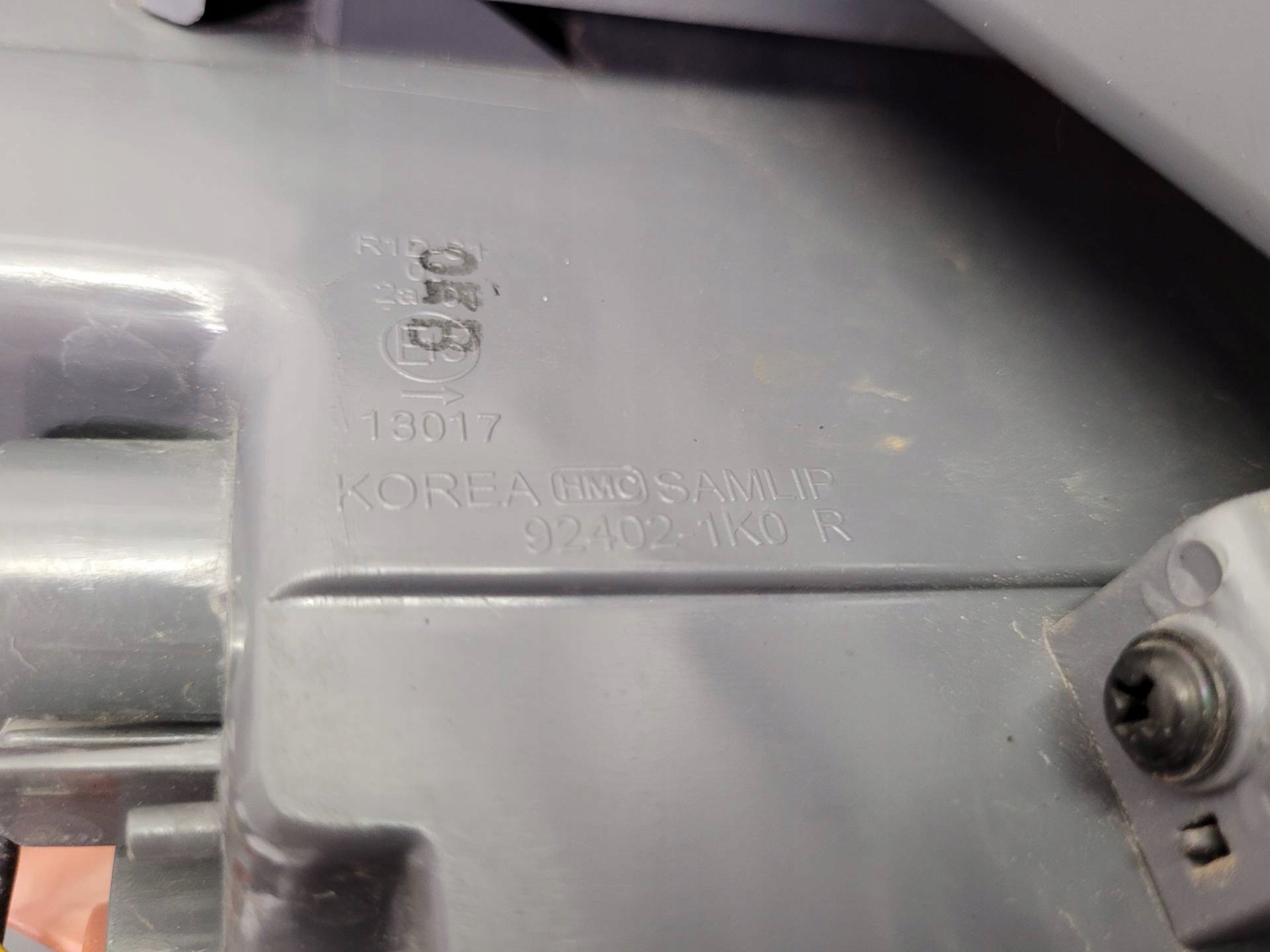 light rear right side Hyundai ix20 facelift 2016 92402-1K0