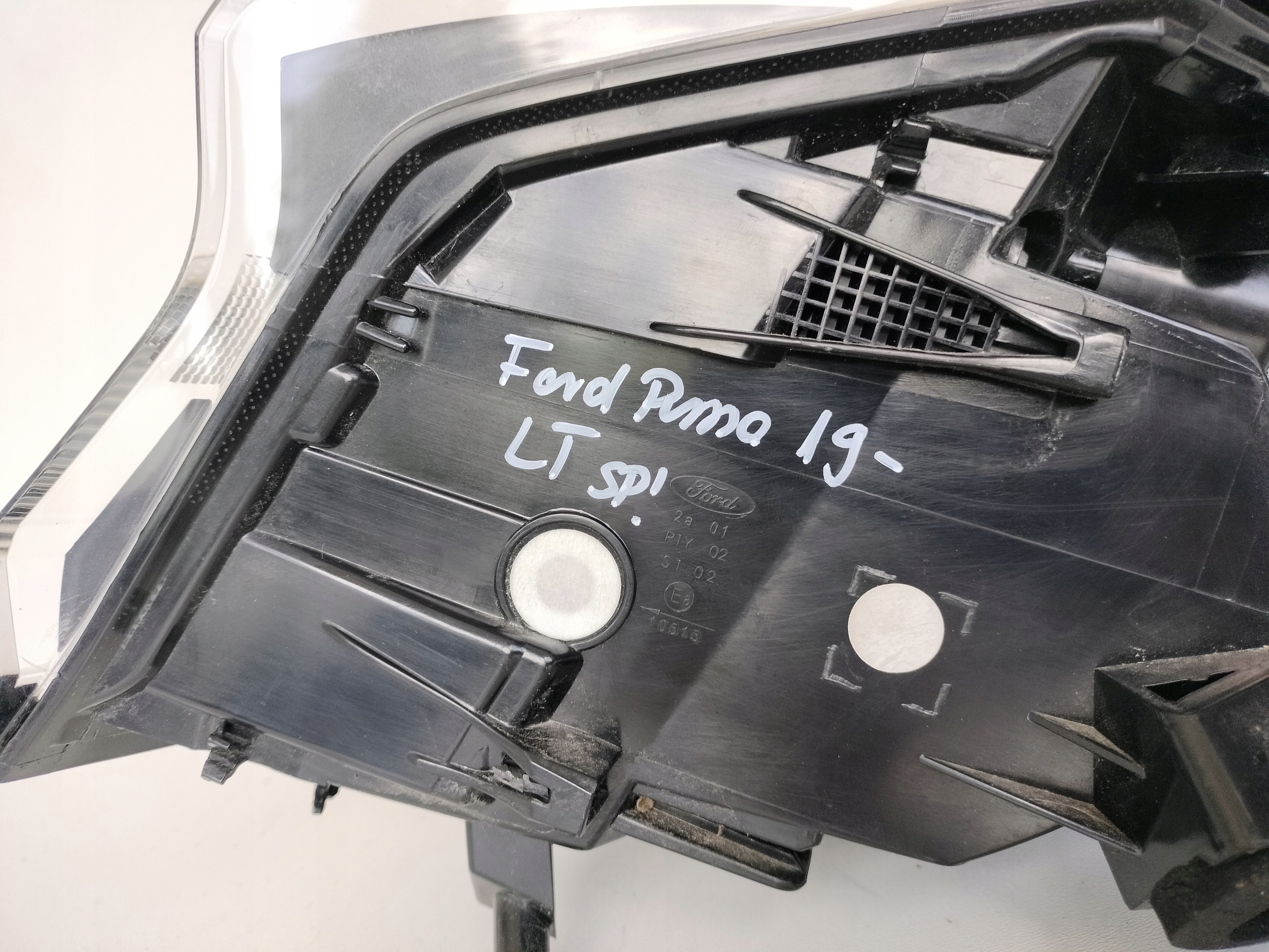 light left rear FORD PUMA 19- LED