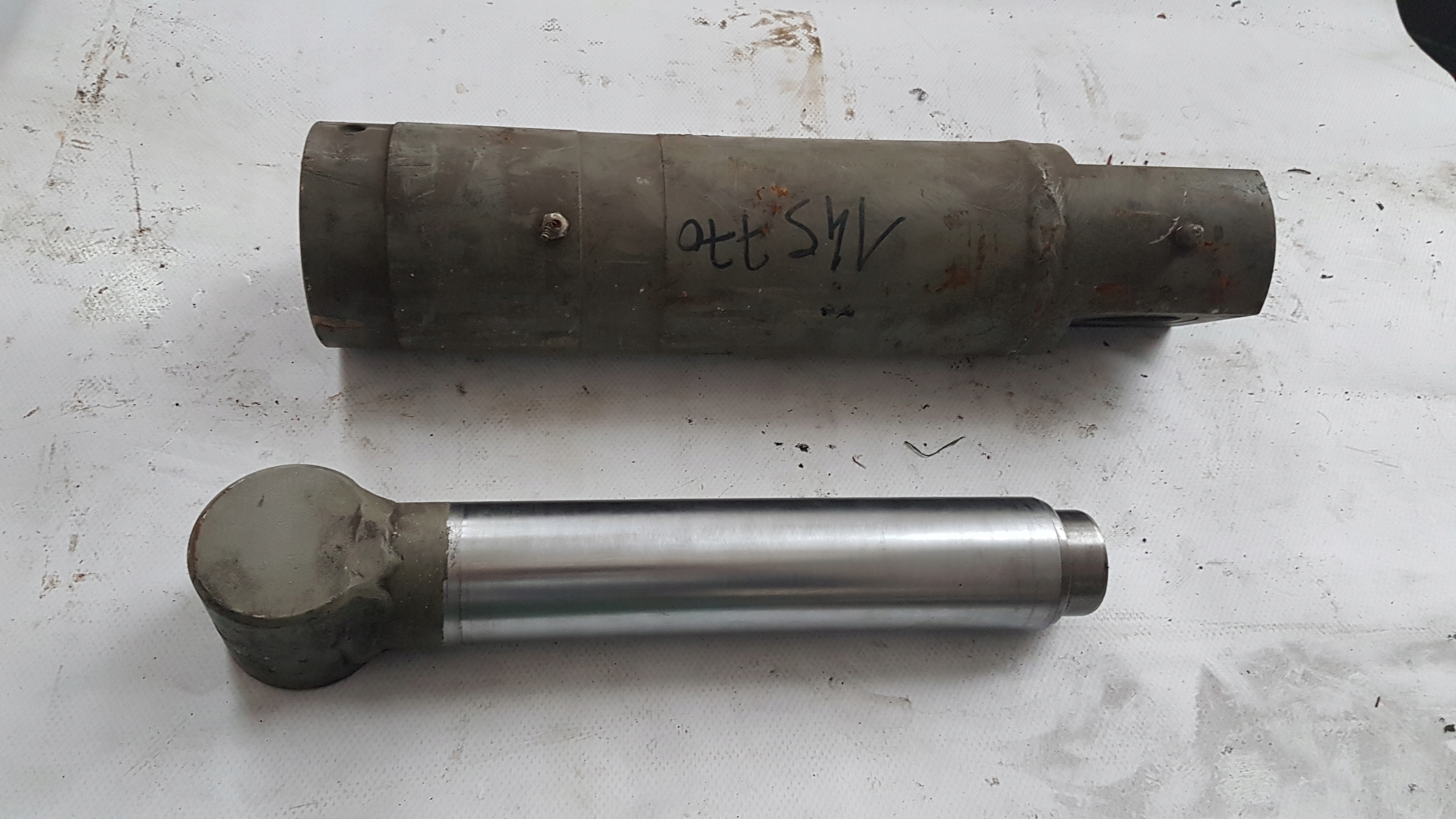 Гидравлический цилиндр Fi 50mm. длина кал.45см.