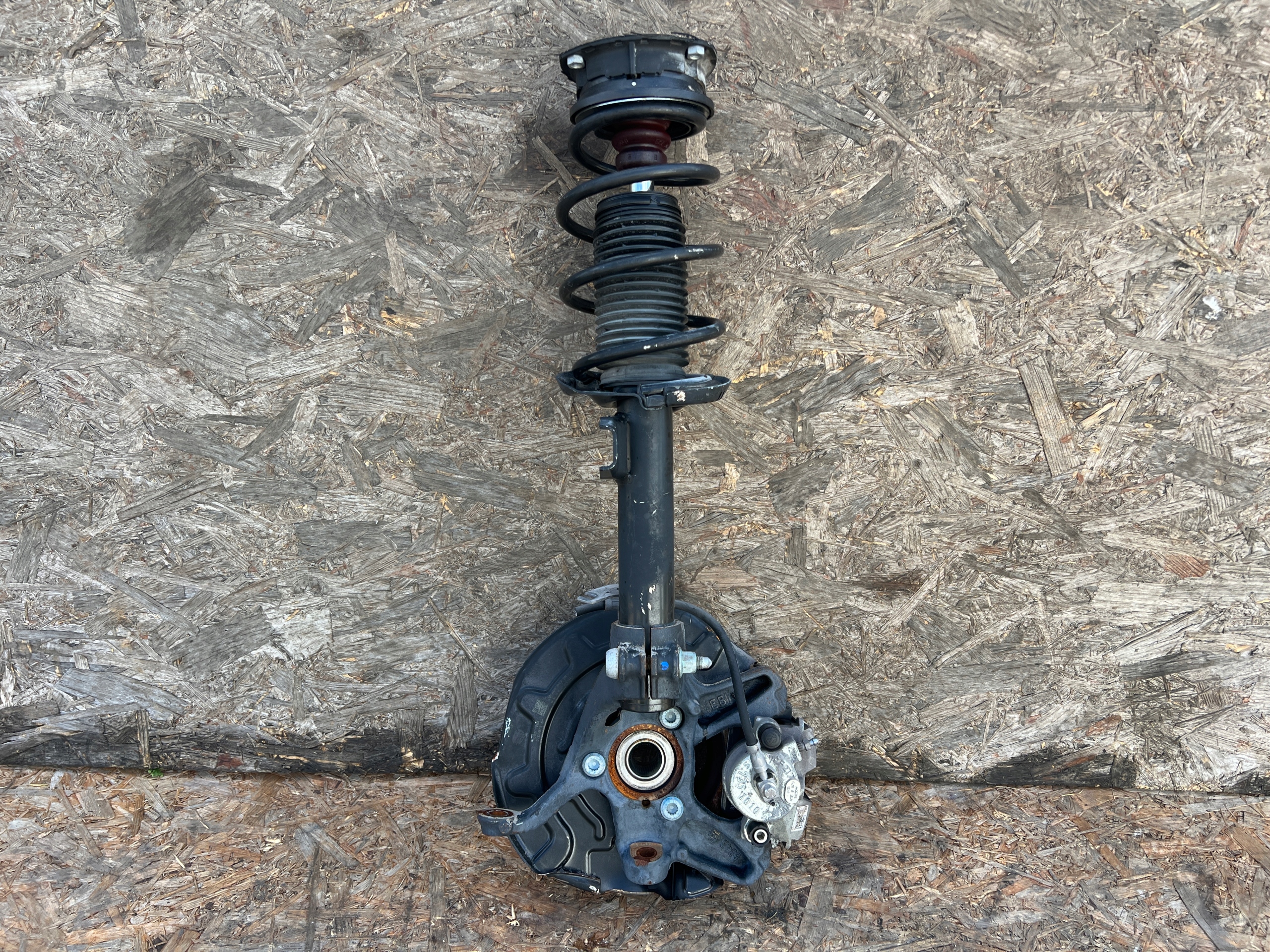 swing shock absorber left front VW GOLF VII OCTAVIA III 1.2 TSI