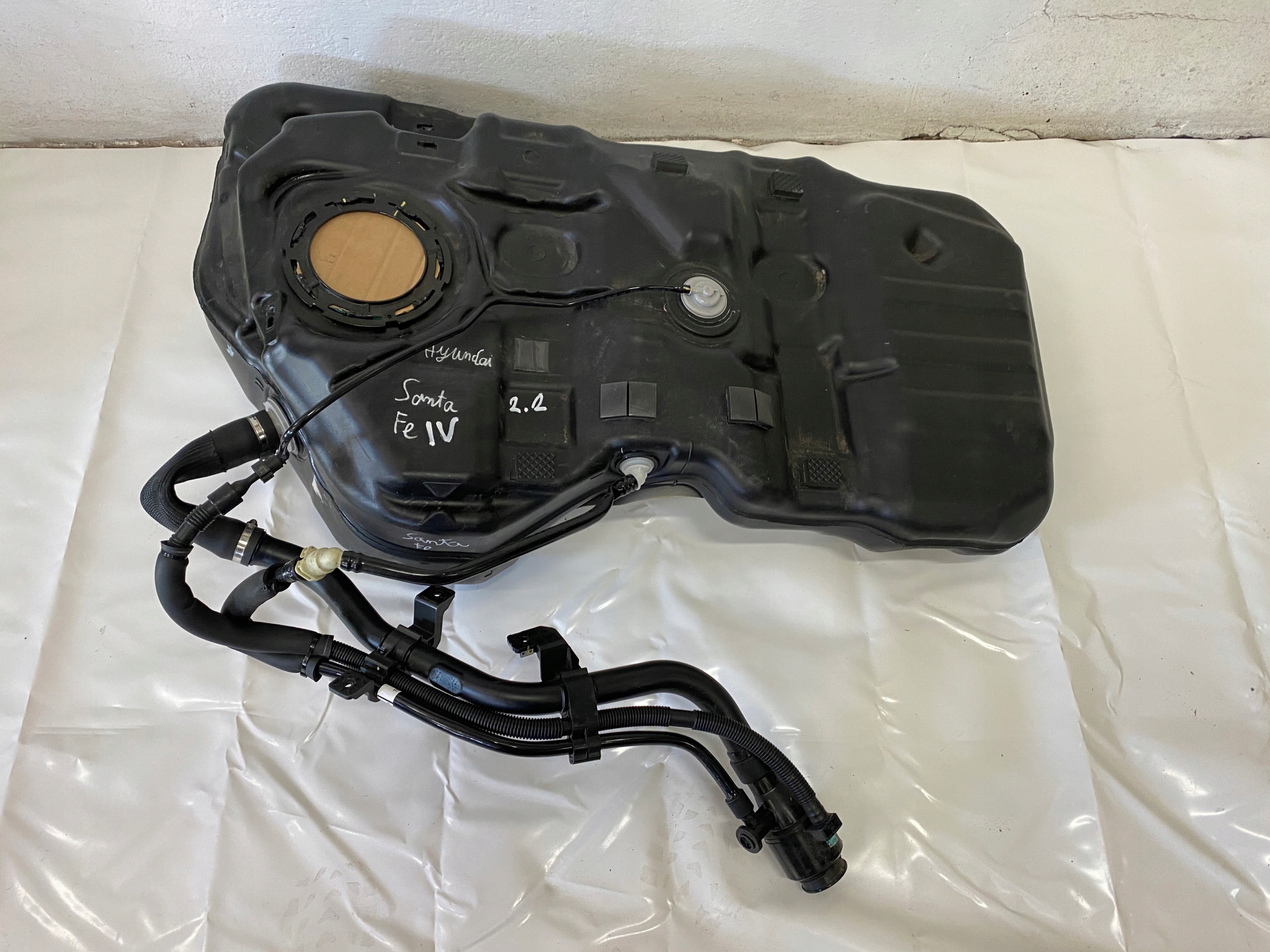 ZBIORNIK PALIWA HYUNDAI SANTA FE IV 2.2CRDI 18-21 za 170 zł z Olsztyn ...