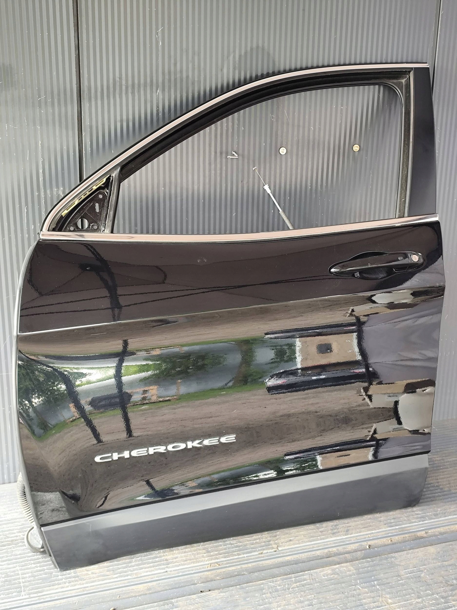 JEEP CHEROKEE KL V door front left complete DEMONTAZ