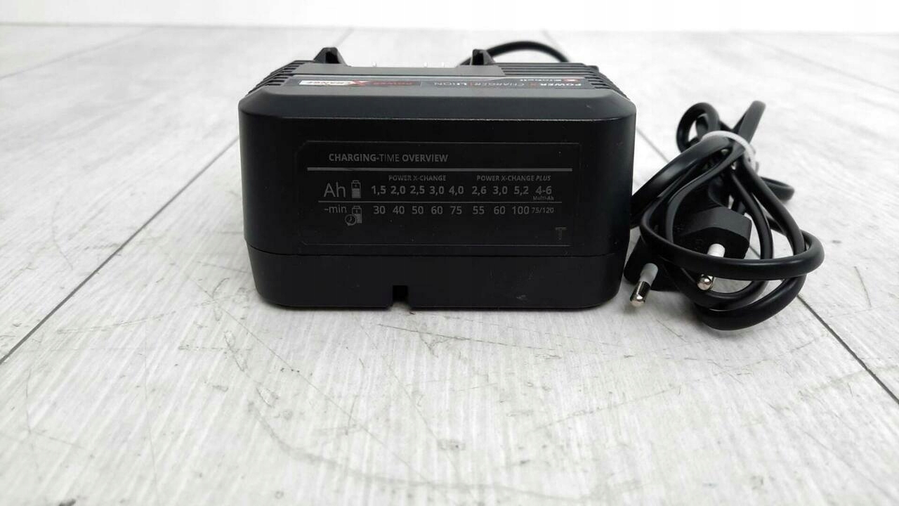 Ładowarka akumulatorów EINHELL Power-X-Charger 3A Kod producenta 4512096