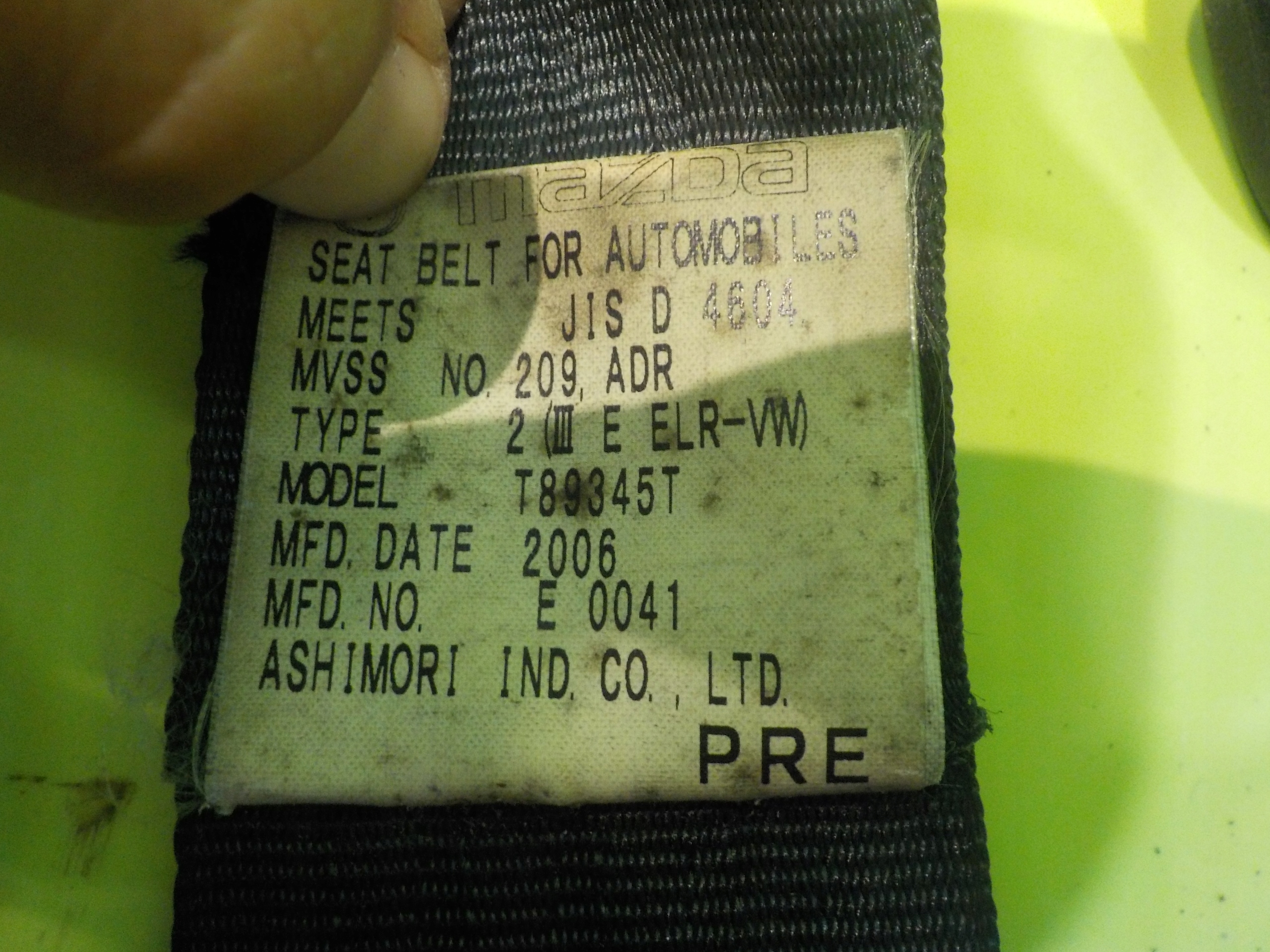 mazda III 06r ремень безопасности правый перед