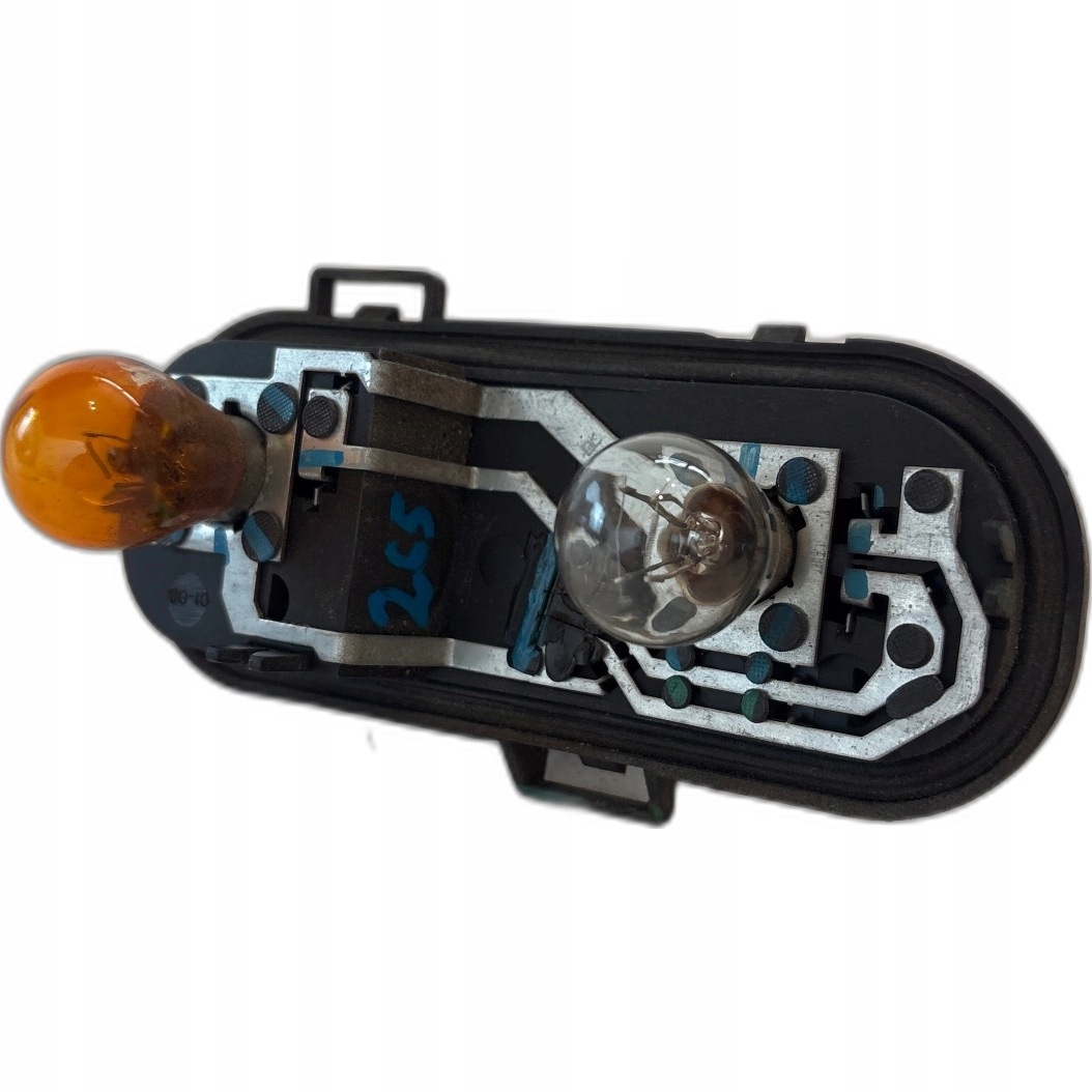 light housing rear part right Nissan Qashqai J10