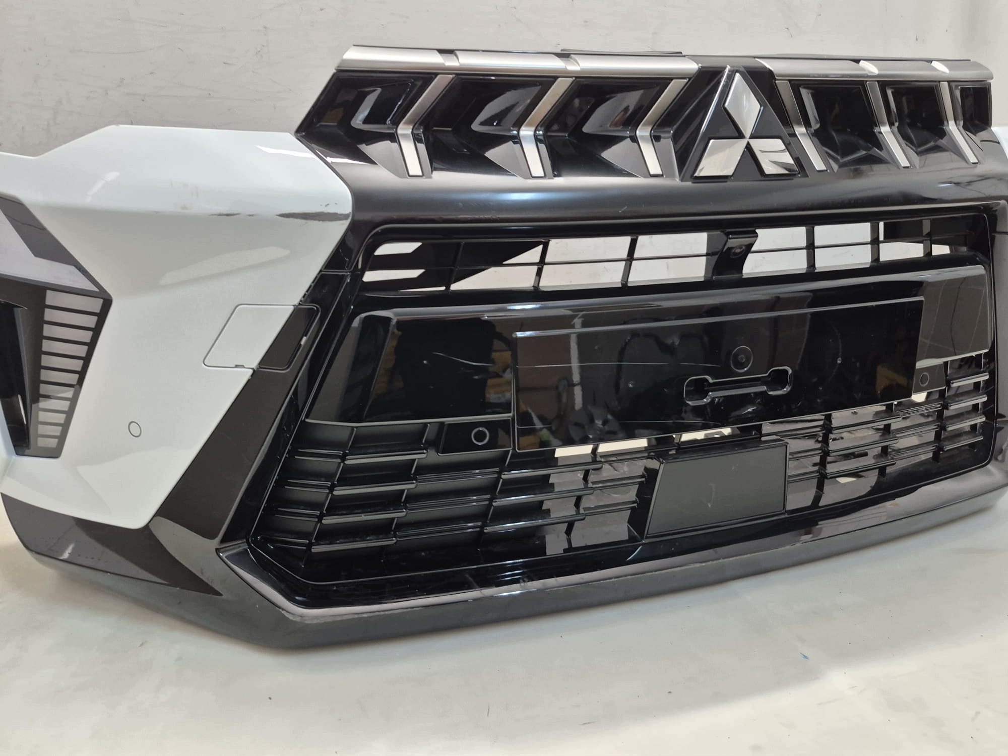 MITSUBISHI ASX II LIFT 24- bumper front front grill RADAR PDC KAMERA