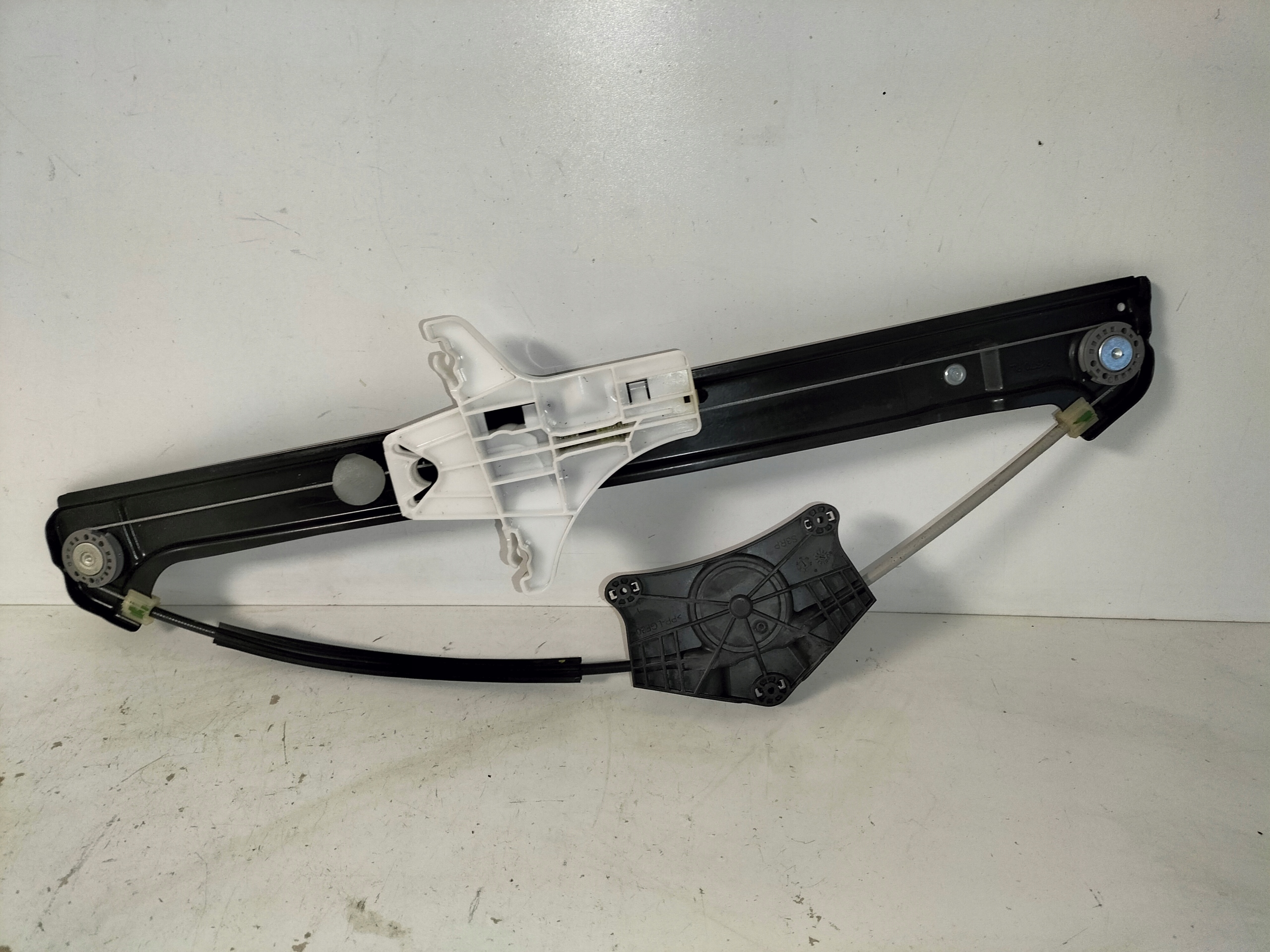 window regulator door tylnych rear part left SKODA SCALA 19