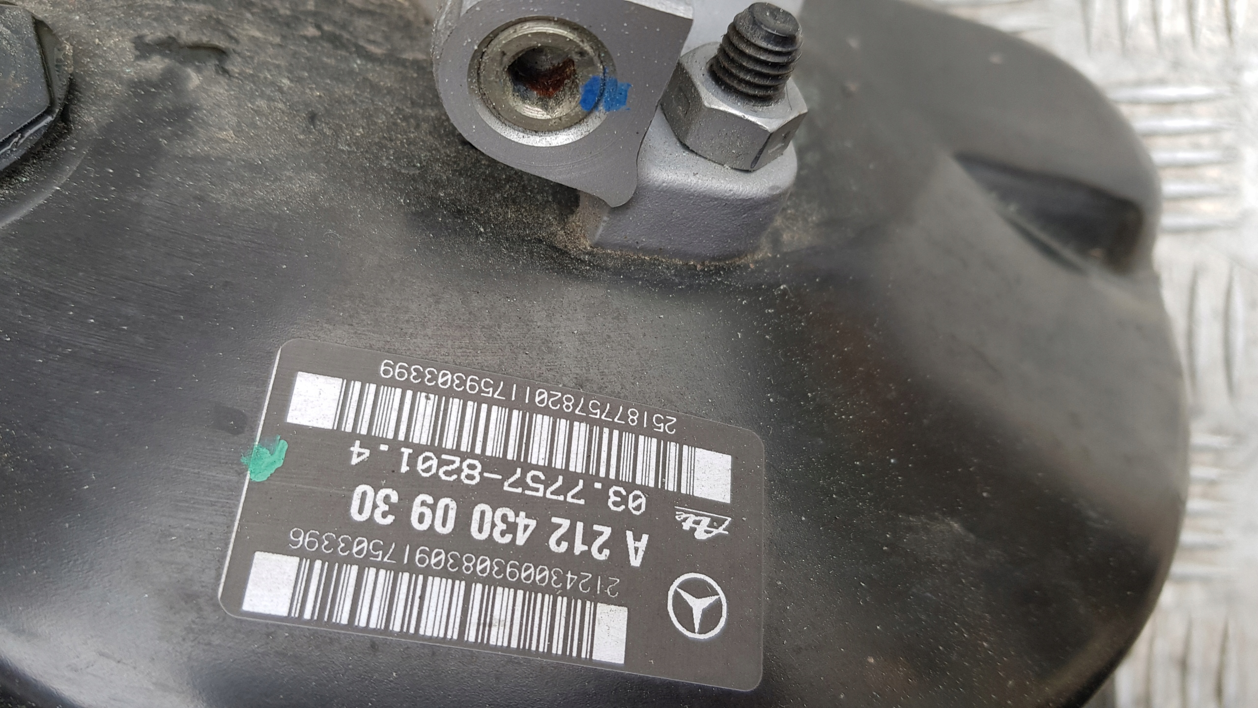 MERCEDES W212 2.2 CDI servo Servofreno A2124300930