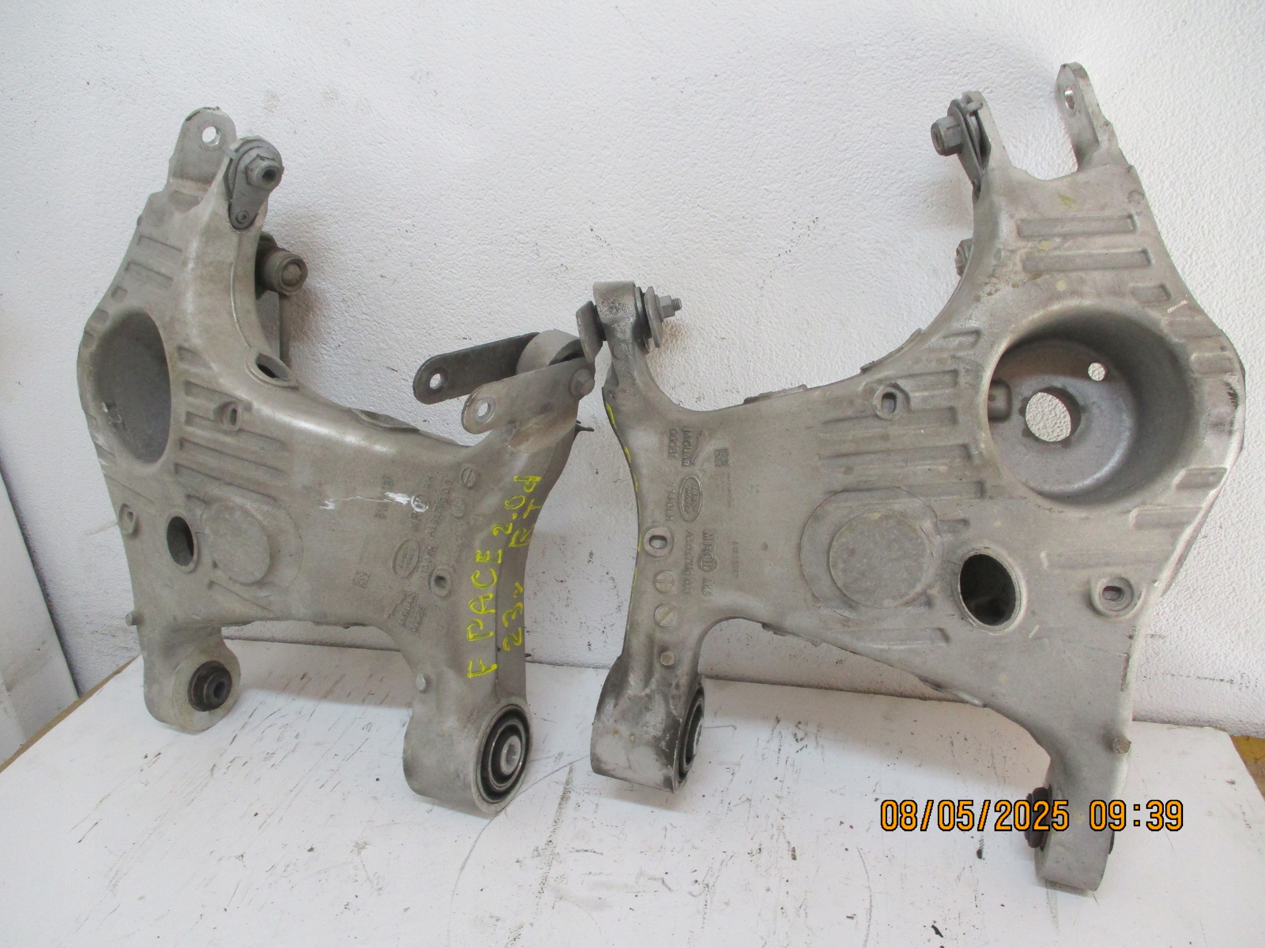 Querlenker JAGUAR F-PACE F PACE 2,0D M8A2-5B531-BA M8A2-5B530-BA heck hinten