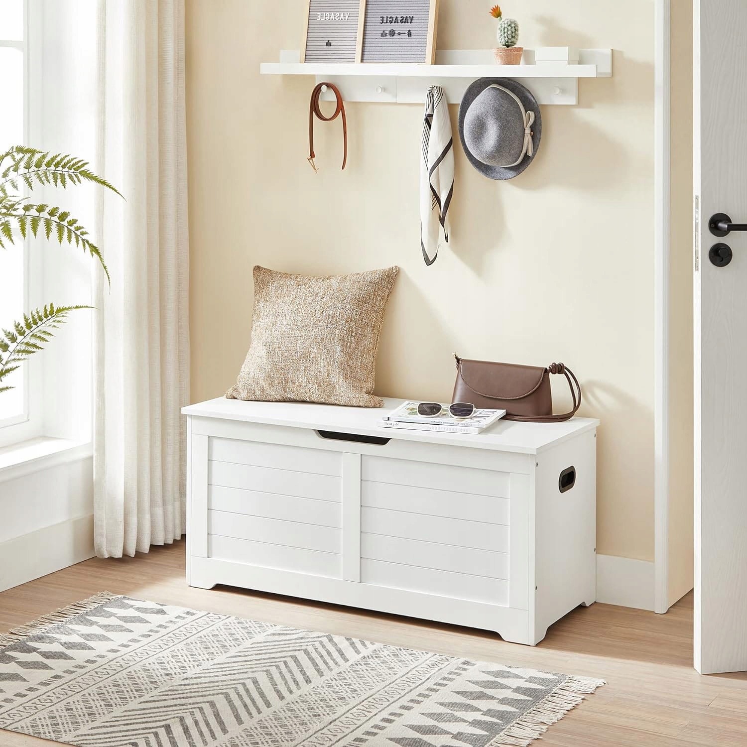 Skrzynia do przechowywania POJEMNIK na koce pościel Organizer Pojemność skrzyni 136 l