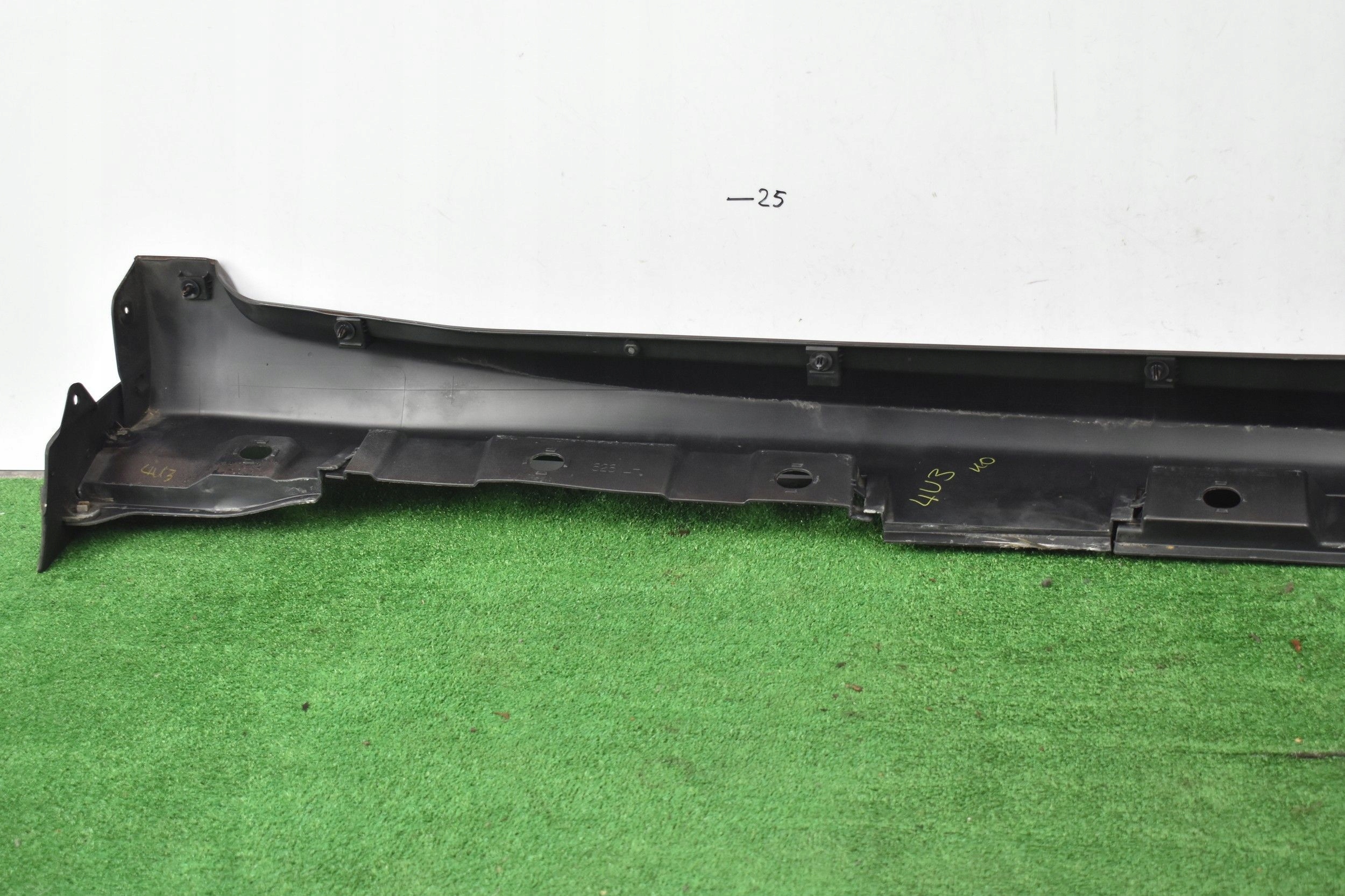 LISTWA PROGOWA LEWA TOYOTA AVENSIS III T27 T29 Numer katalogowy oryginału 75852-05050 7585205050