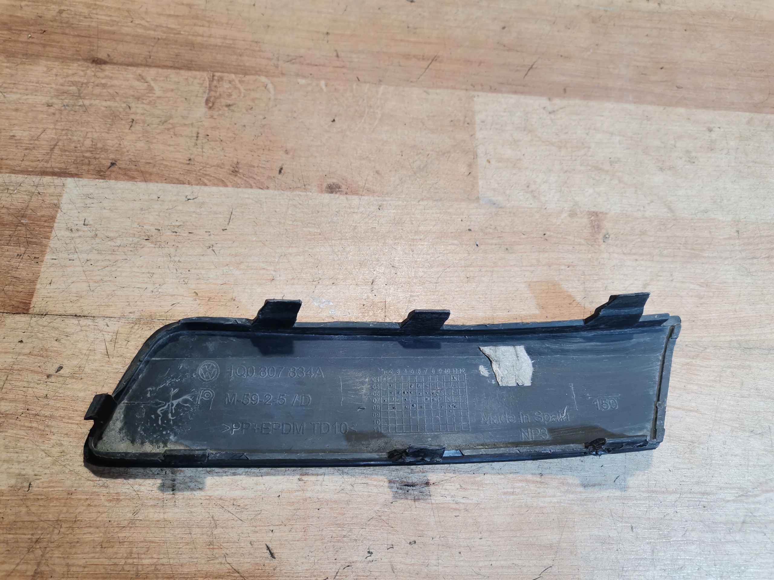 modanatura Paraurti Destro VW EOS 1Q0807834A