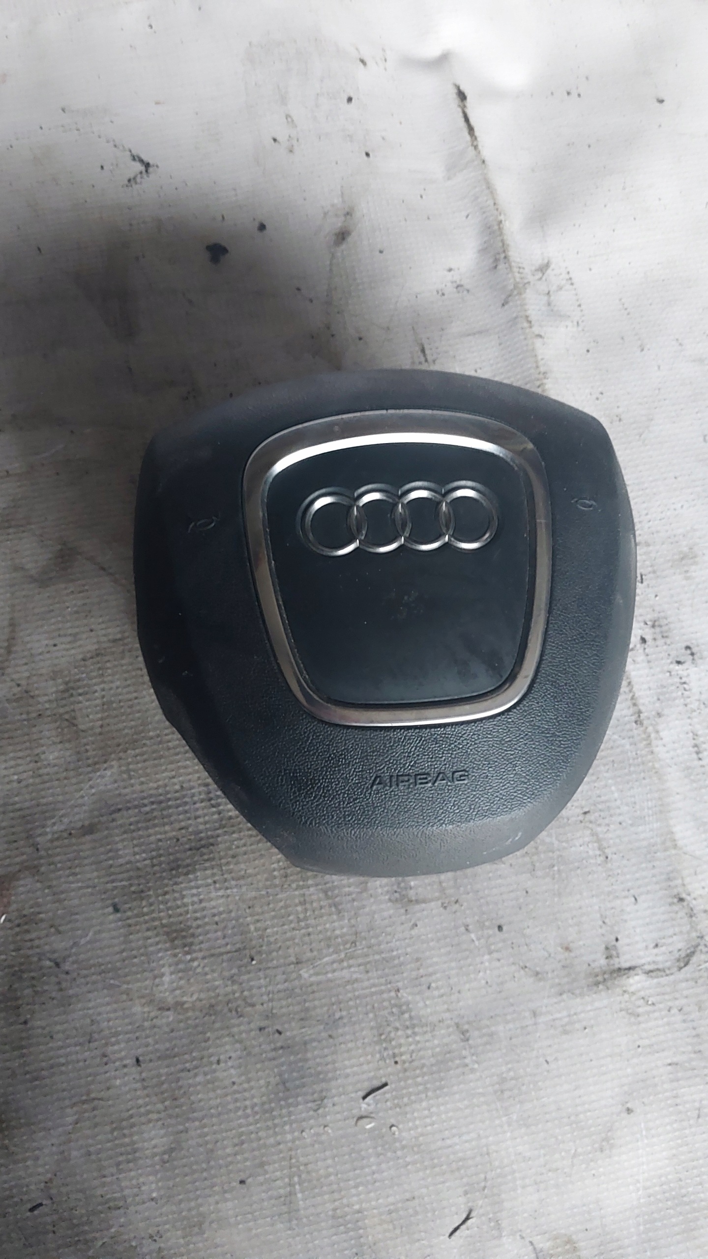 AUDI A6 C6 04-11 R. airbag driver´s 4F0880201AS