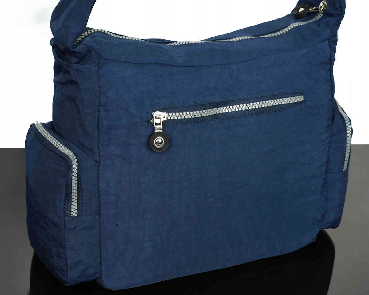 TOREBKA DAMSKA SPORTOWA Listonoszka torba na ramię Zapięcie zamek