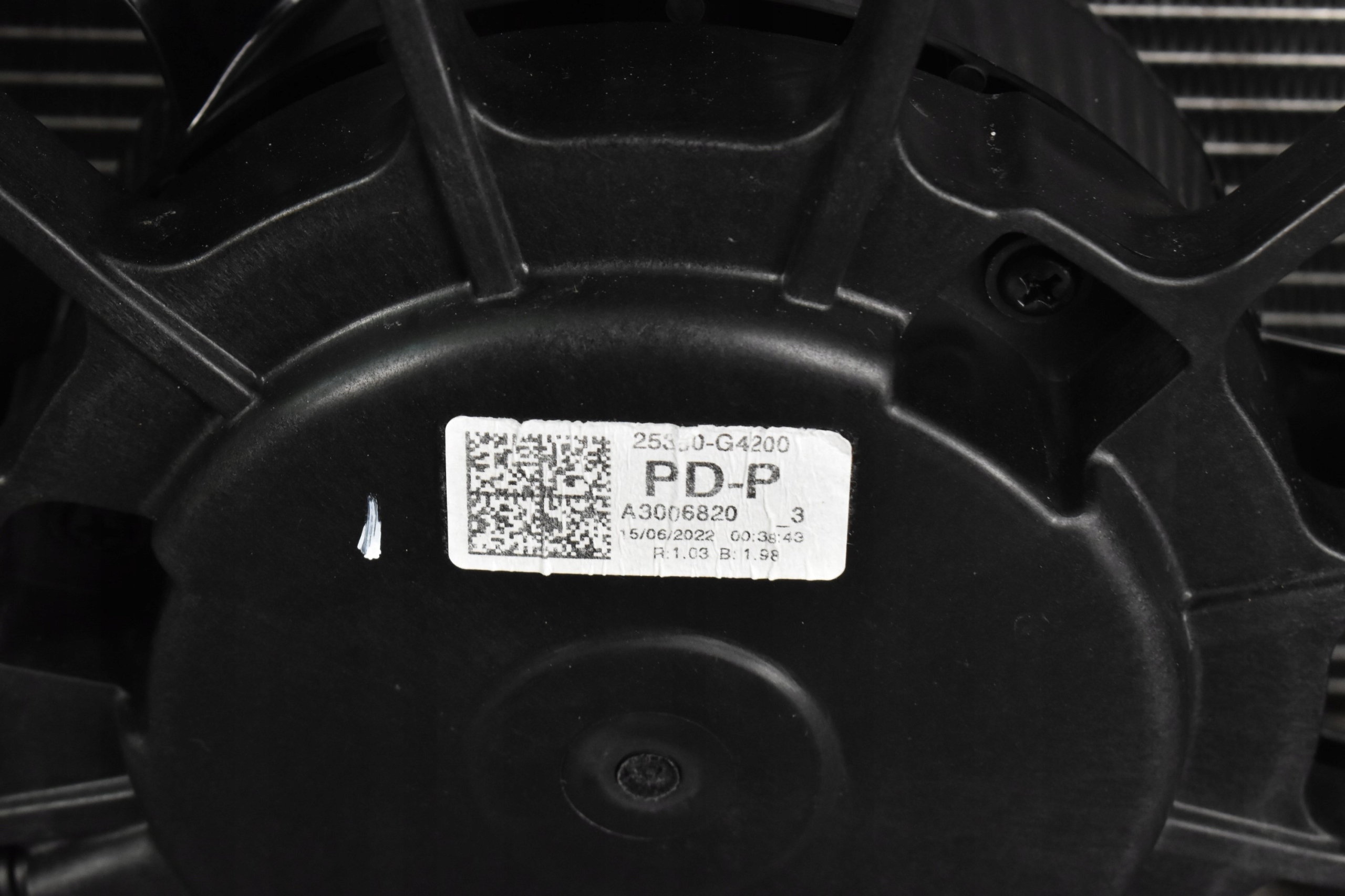 PAS PRZEDNI CHŁODNICE WENTYLATOR BELKA 25380-G4200 KIA CEED III I30 III 21- EAN (GTIN) 5905232906821