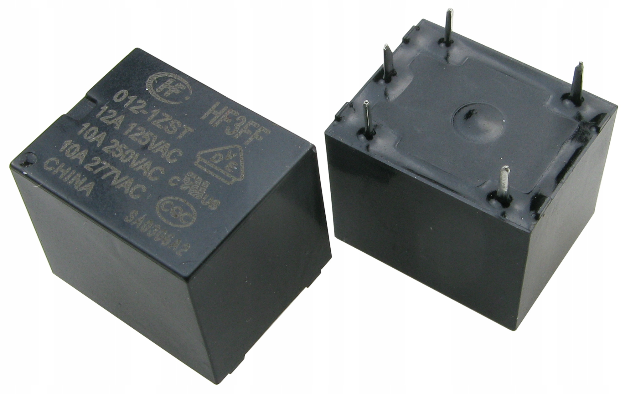 

Przekaźnik 12V HF3FF-012-1ZST 10A/277VAC /3417