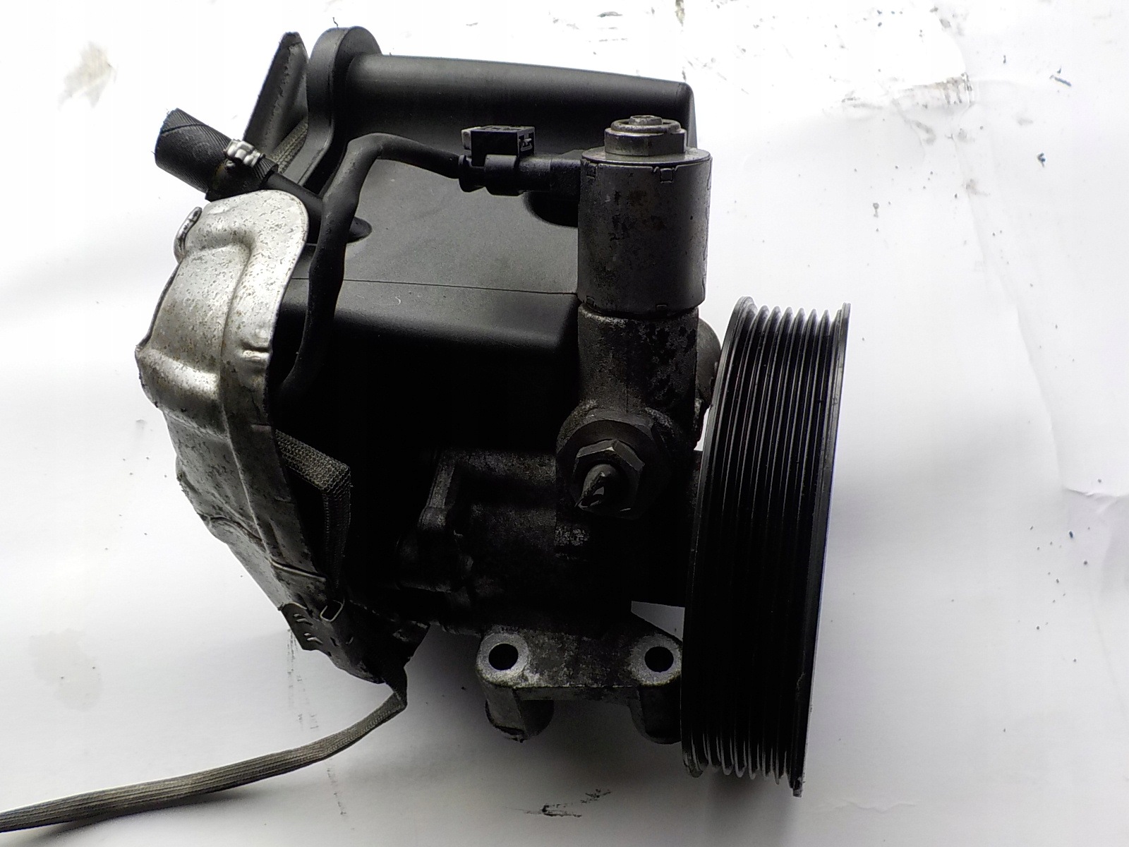 MERCEDES-BENZ class C (W203) 1.8 B original servo pump 0054668301