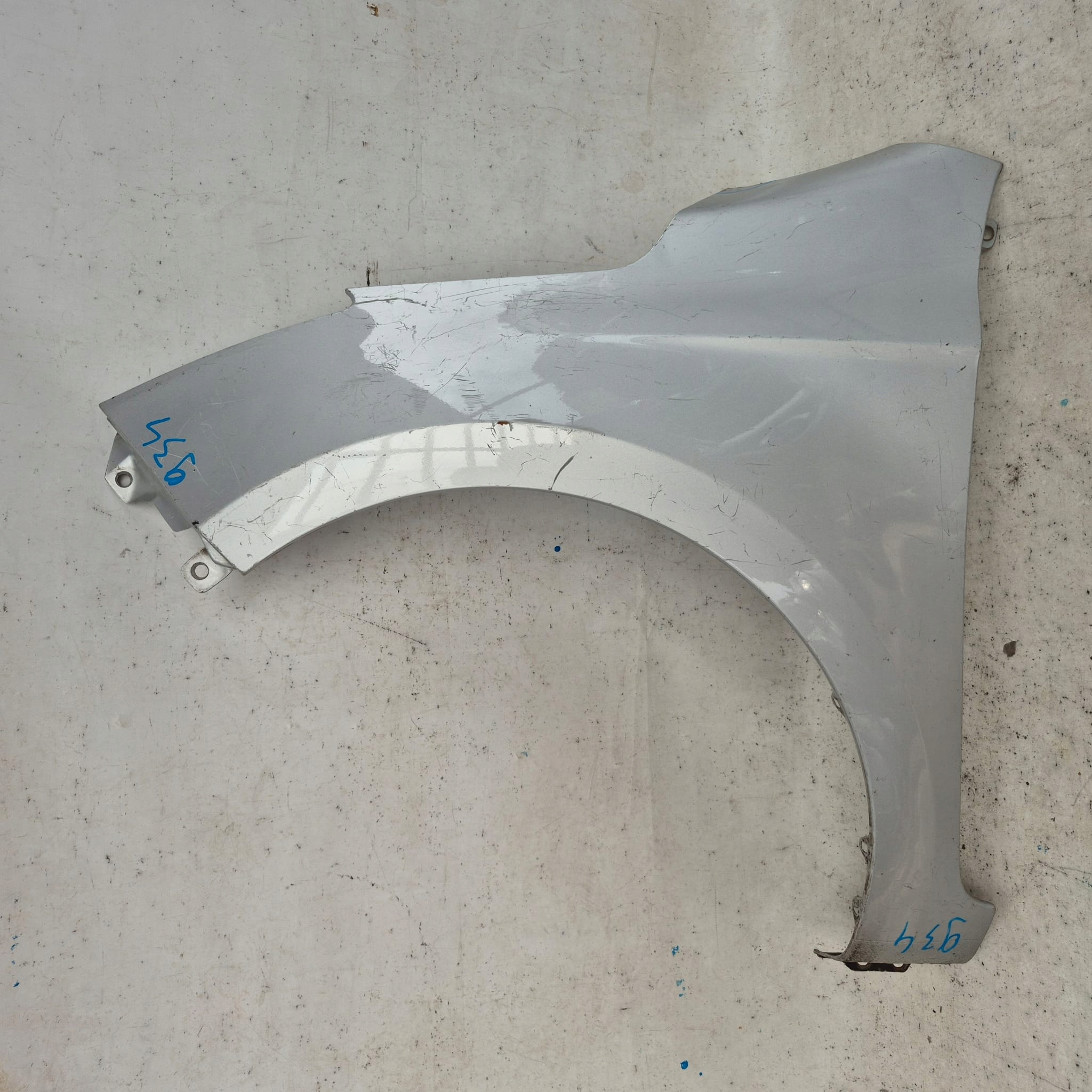 HYUNDAI I20 and 1 LIFT 12-15 fender front front left