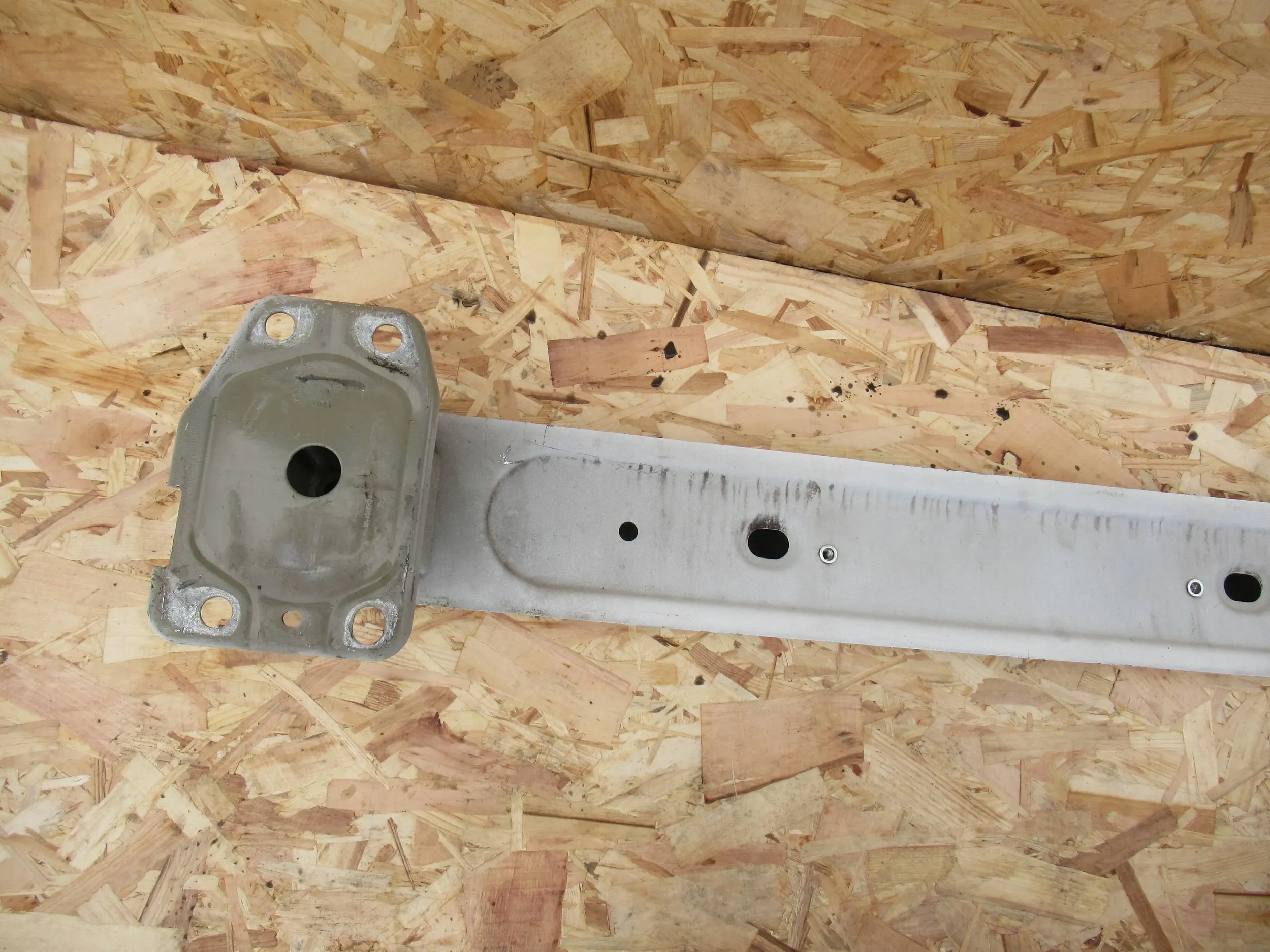 bumper support front Peugeot Bipper