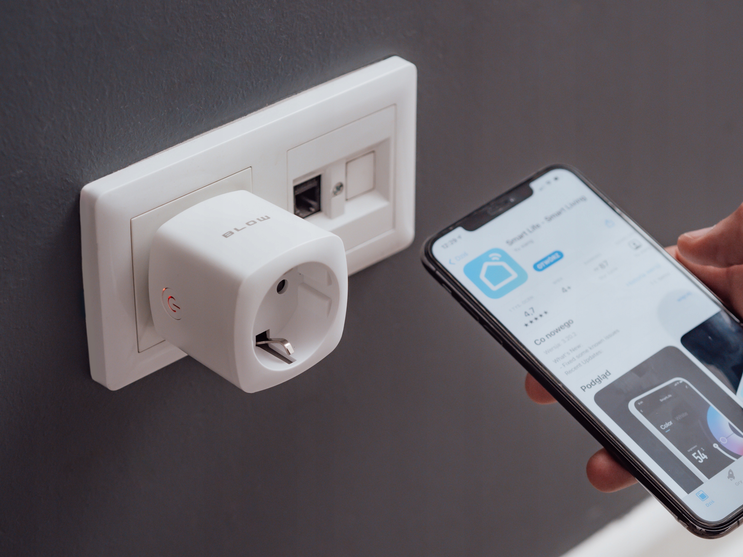 3X1 PROGRAMATOR CZASOWY GNIAZDKO GNIAZDO WIFI SMART TUYA WATOMIERZ TIMER Cechy dodatkowe łączność z wifi