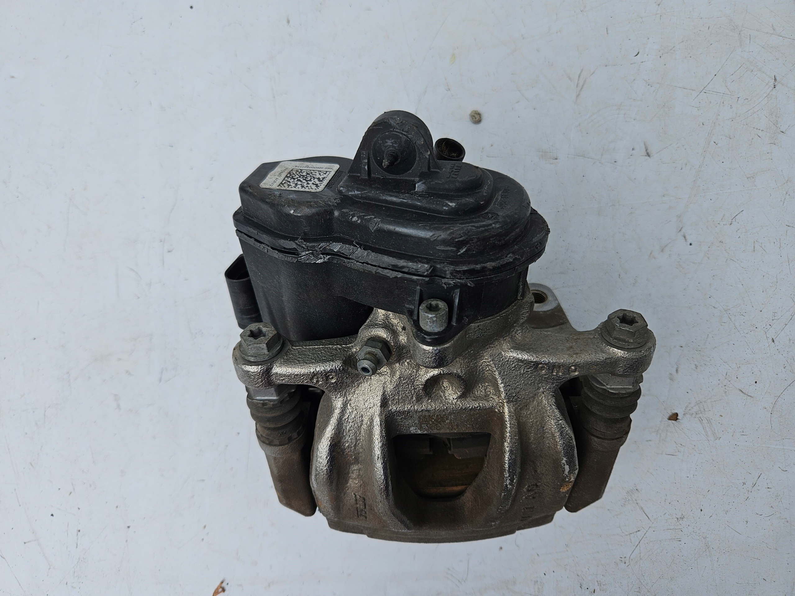 calipers brake right rear part rear AUDI A4 B9 A5 8W 330 330MM
