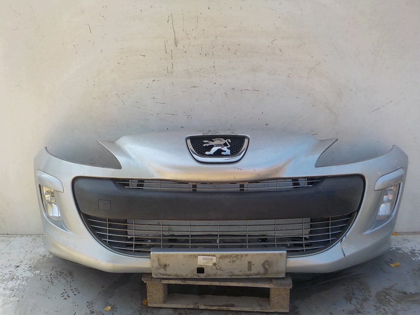 883 PEUGEOT 308 T7 bumper front front