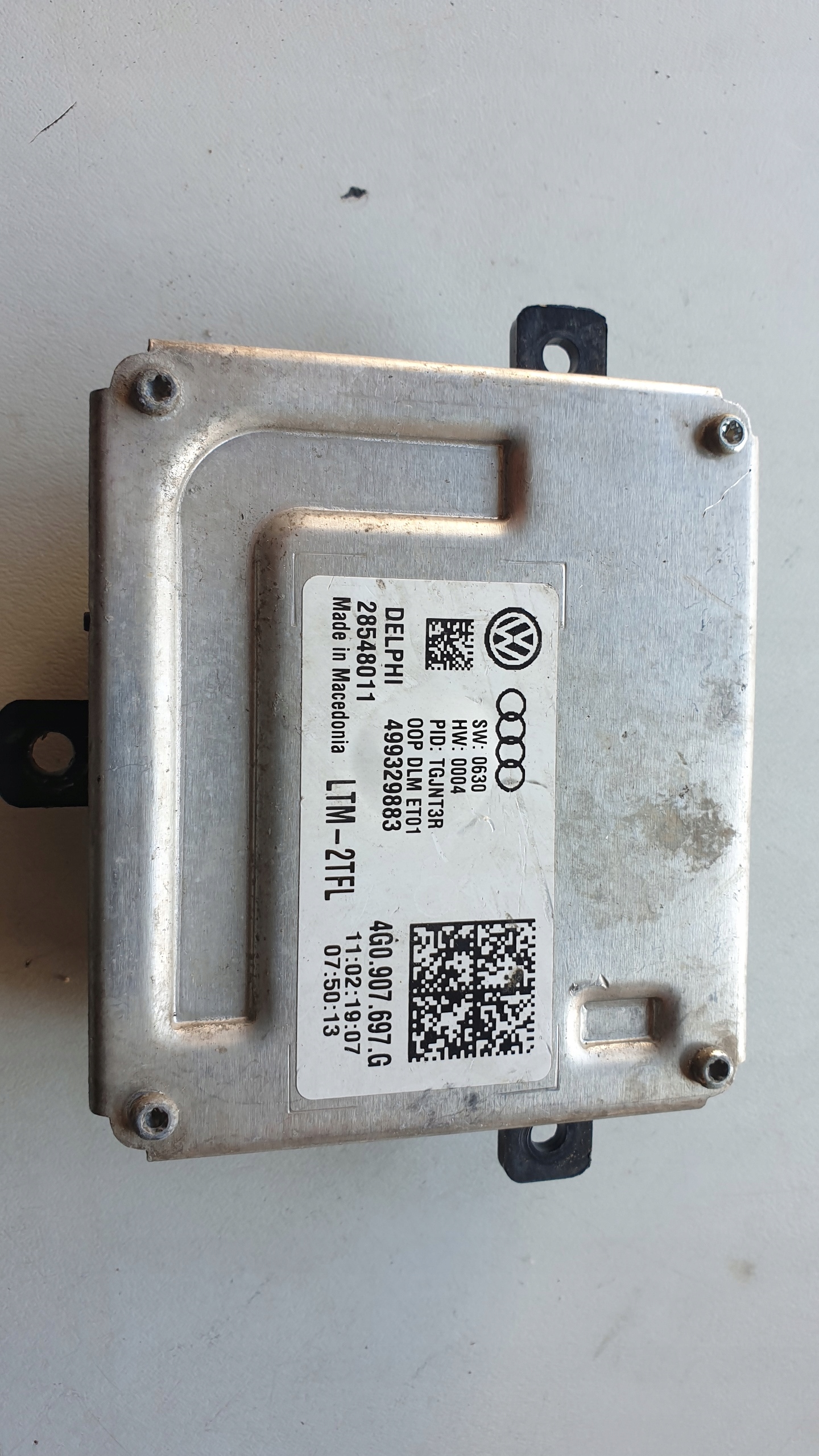 Блок модуль led Volkswagen OEg0907697g....
