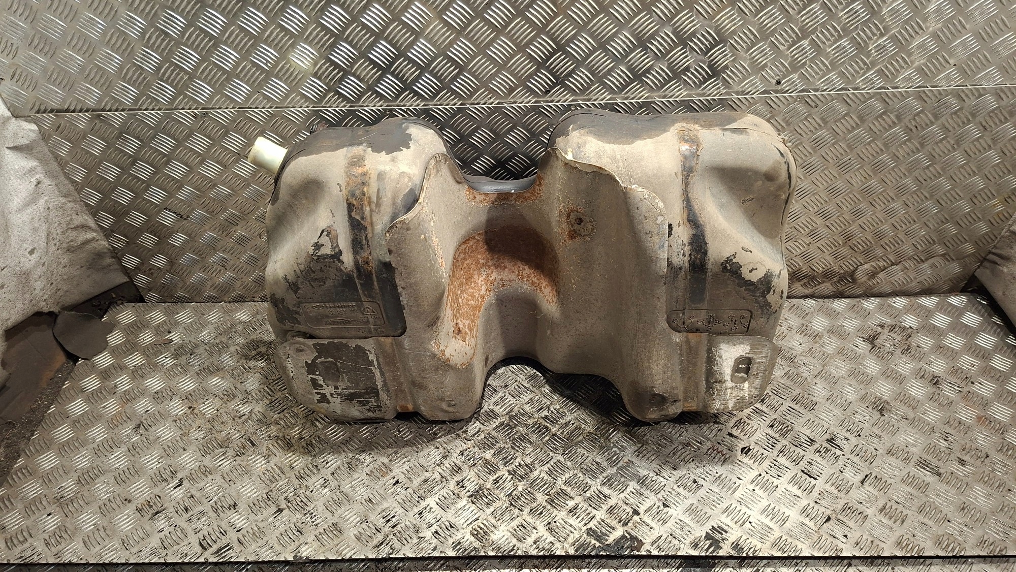 spremnik rezervoar goriva CHEVROLET CAPTIVA 2.0D