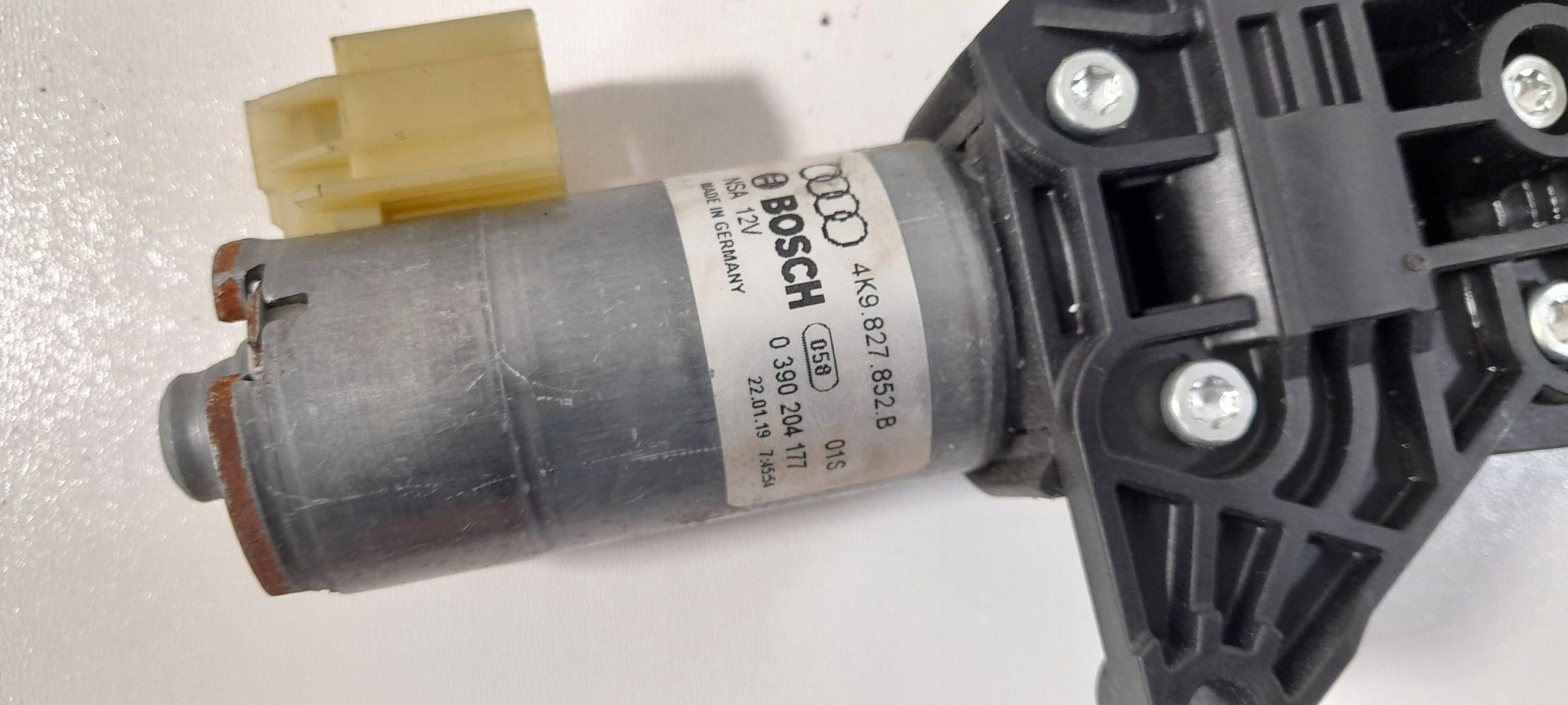 Audi A6 S6 C8 4K damper electrical bonnet right 4K9827852B (T430)