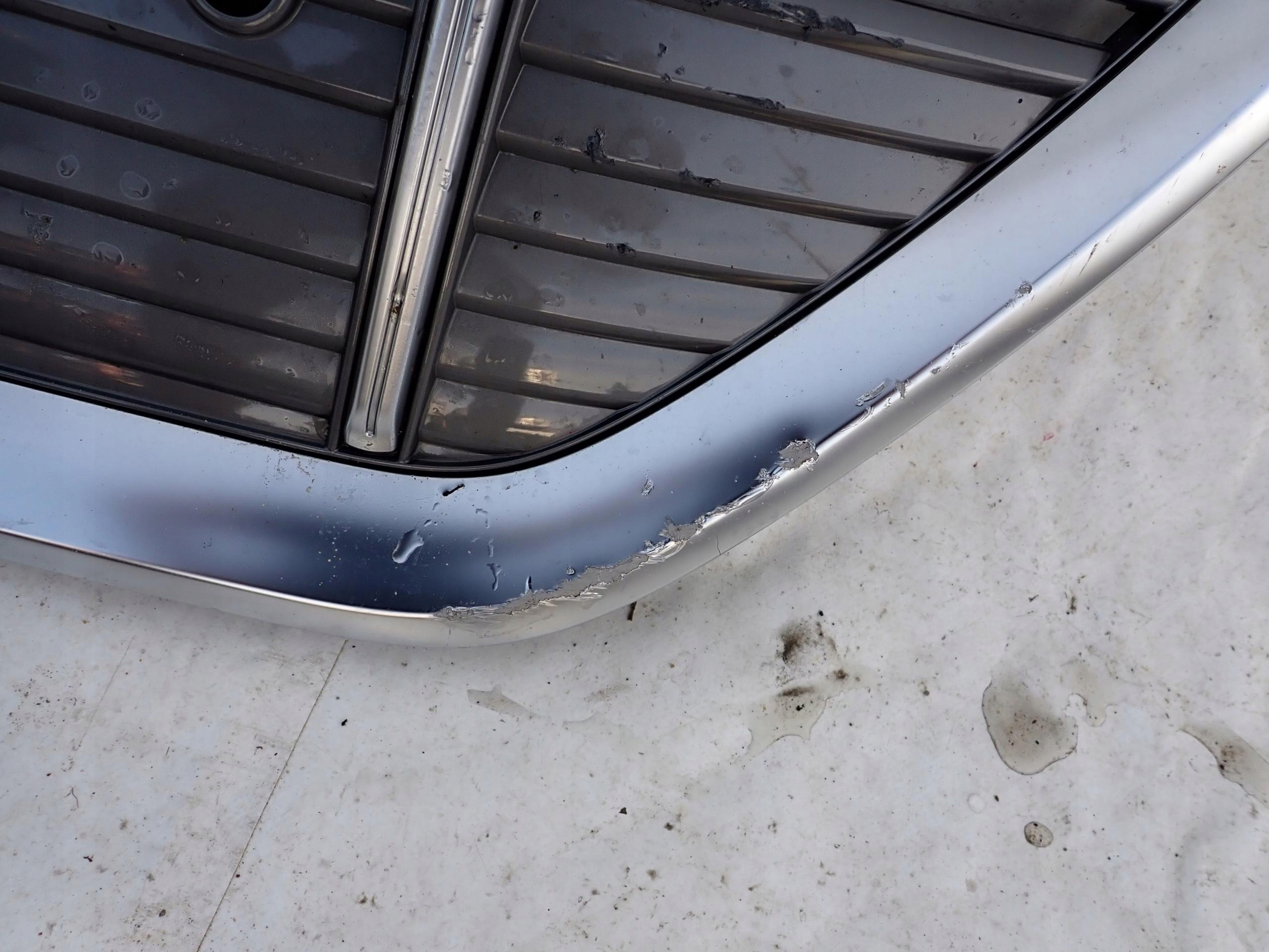 AUDI E-TRON 4KE 18- grill grille radiator