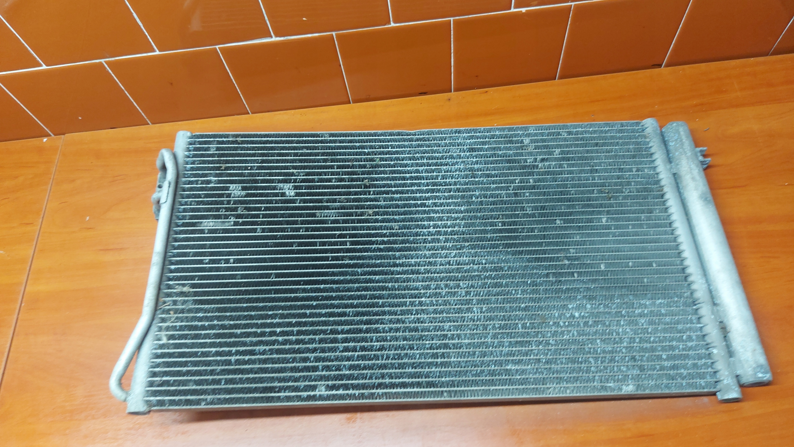KONDENSATOR Kondensator Klimakühler BMW 3 E90 E91 E92 E93 Z4 E89 1 E81 E82