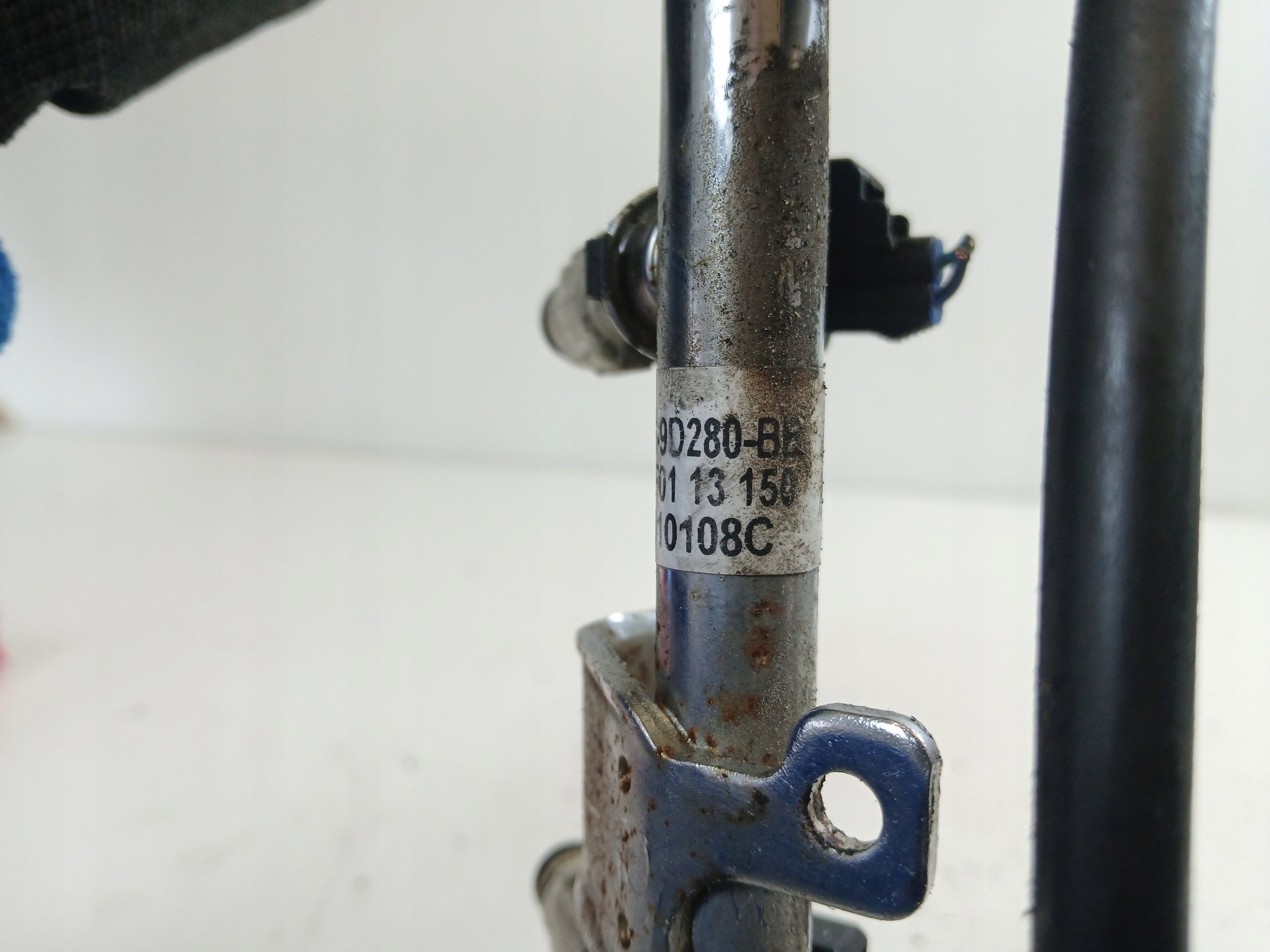 FORD MONDEO MK3 2.0 1.8 Rampe injection 0280156010