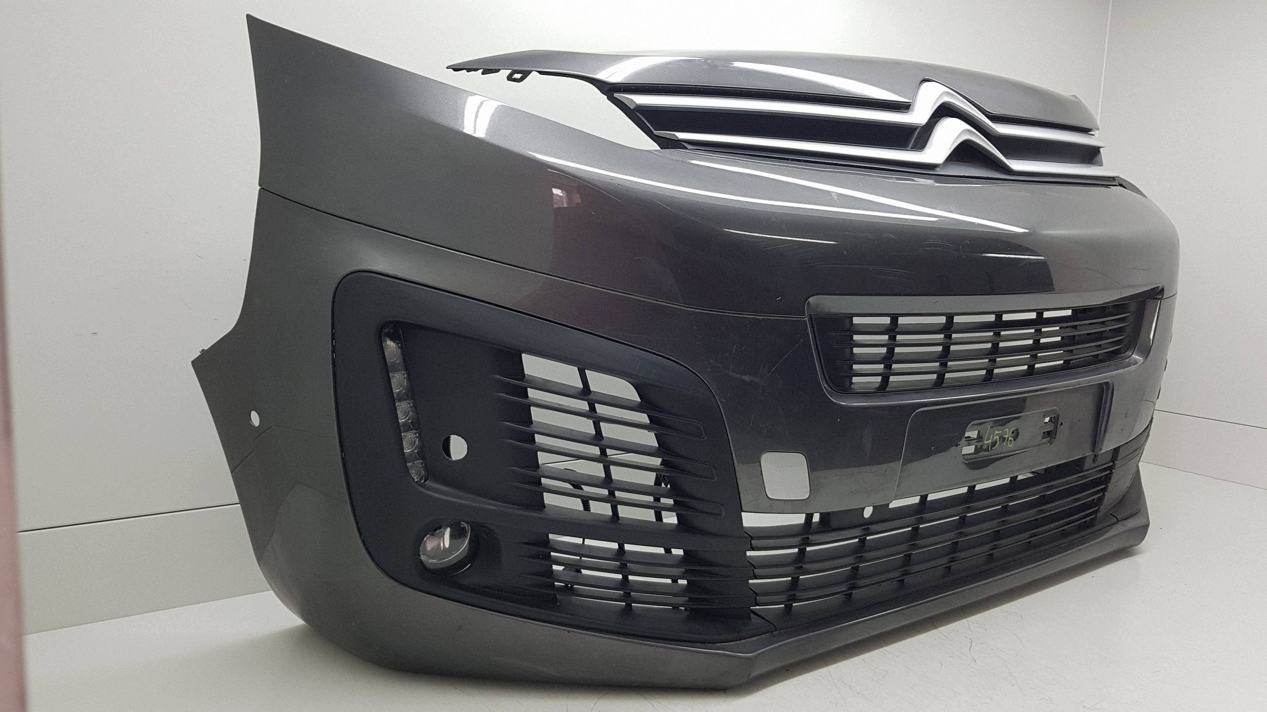 CITROEN JUMPY 3 III 2016 - bumper front 9808638877